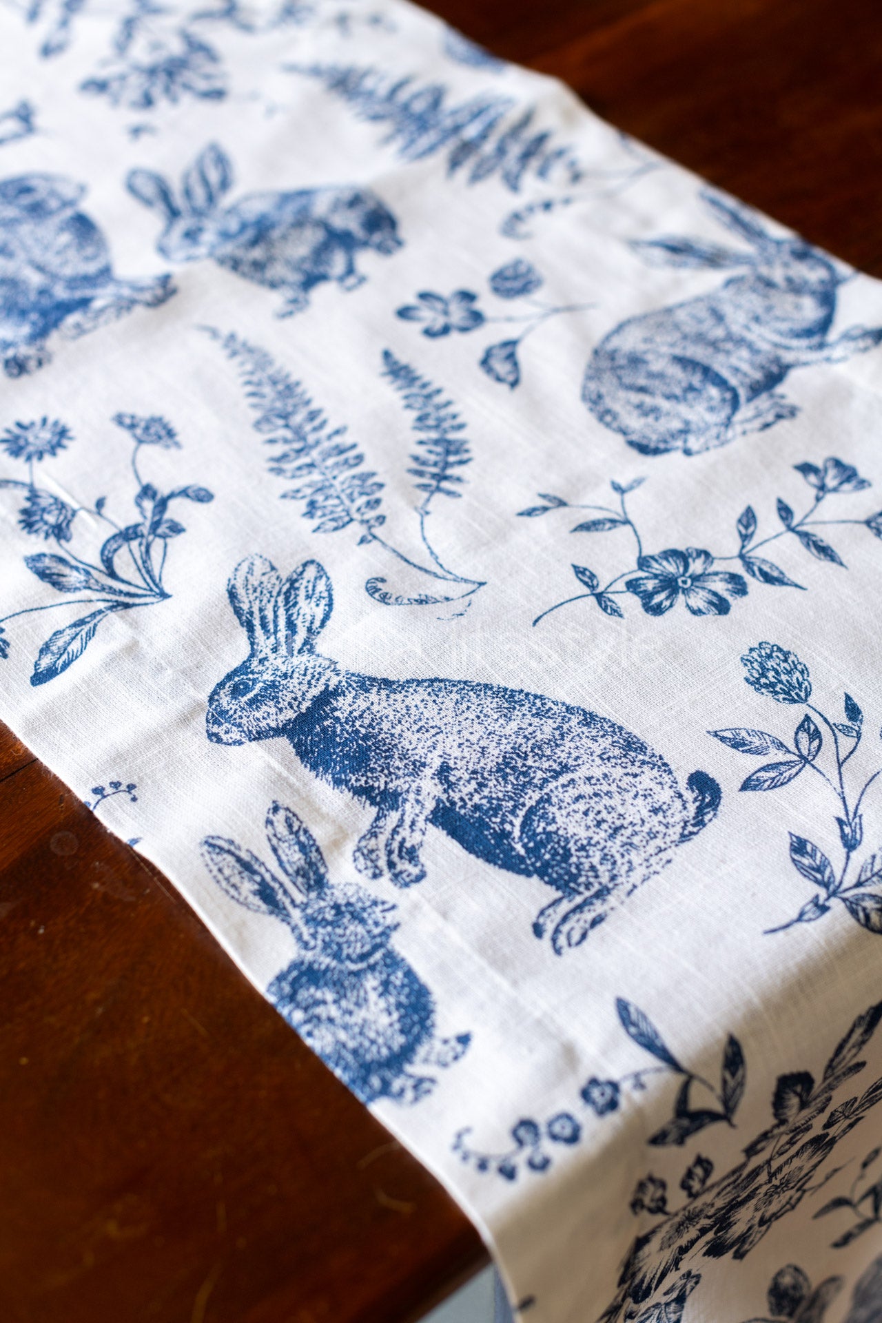 Cotton table runner with pom pom -14x59 inches