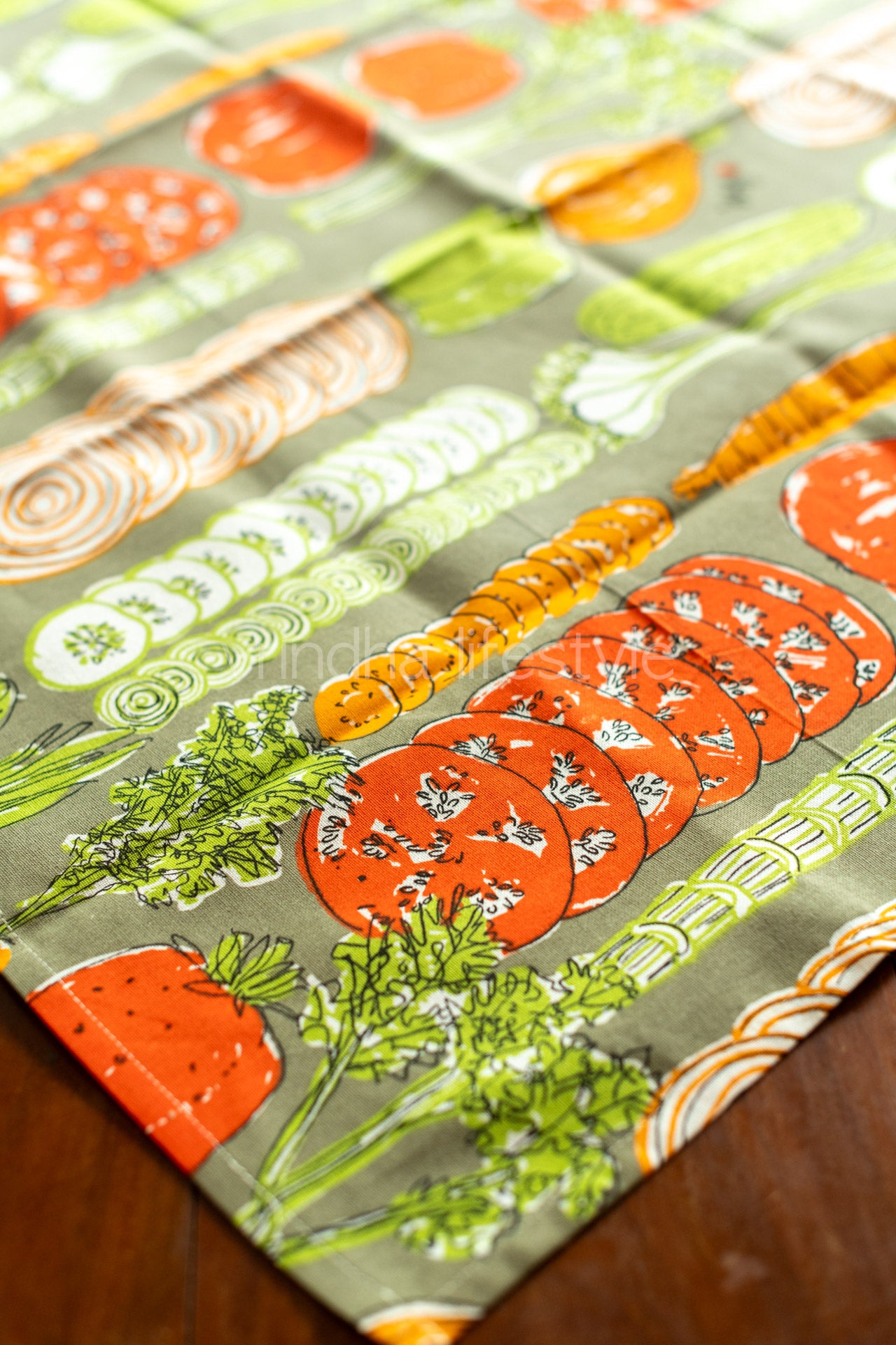 Printed table cloth -coffee table