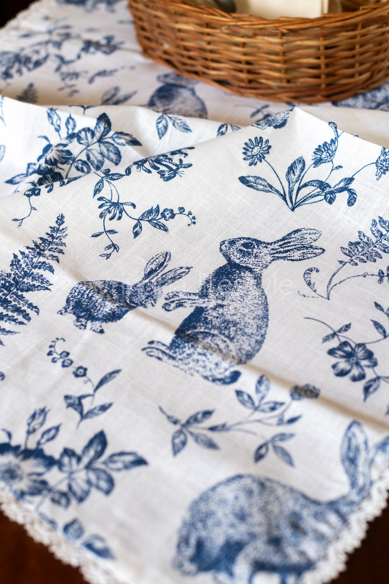 Cotton printed coffee table cover with lace detailing