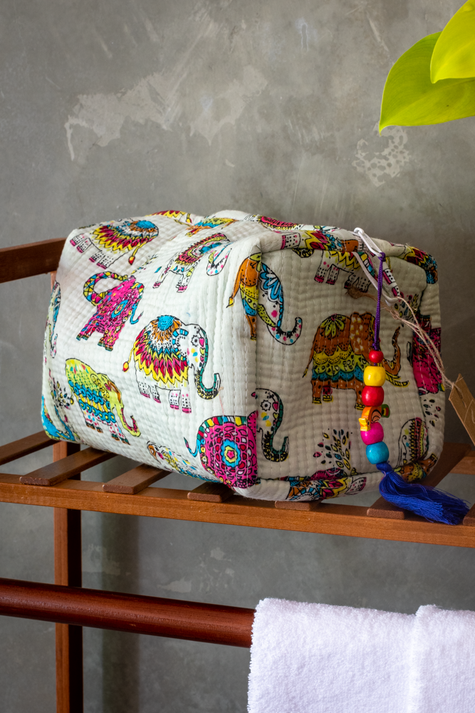 MULTI PURPOSE QUILTED TOILETRY BAG-Large