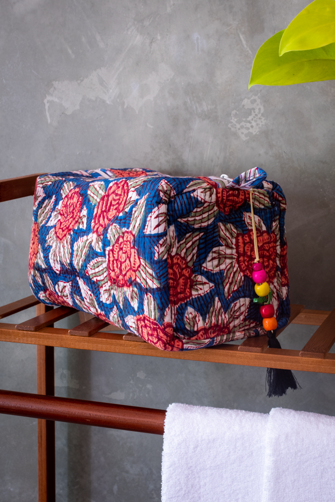 MULTI PURPOSE QUILTED TOILETRY BAG-Large