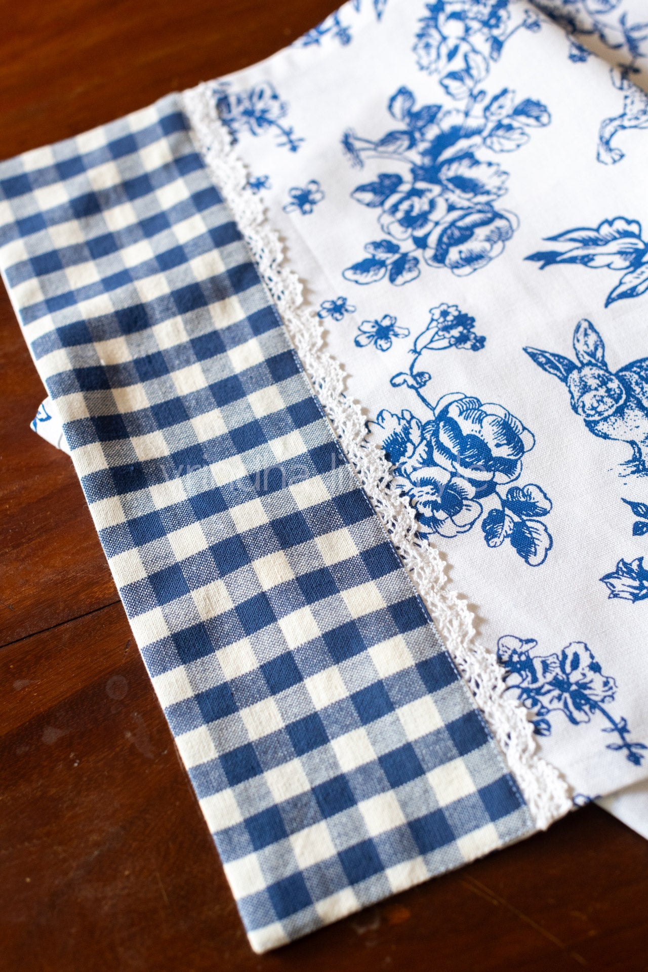Cotton printed table runner -15x60 inches