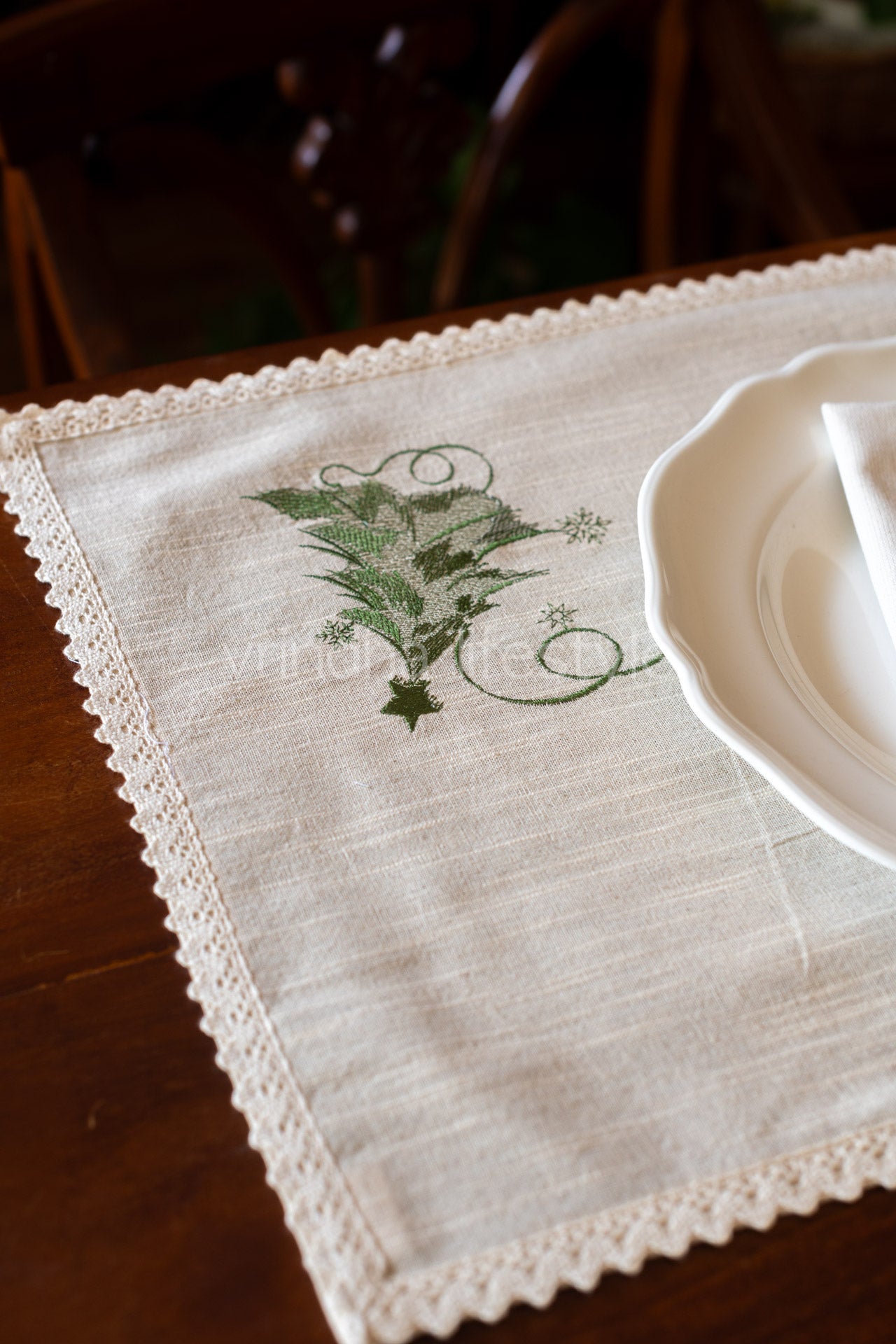 Cotton slub placemat with embroidery and lace detailing-Single unit customisable