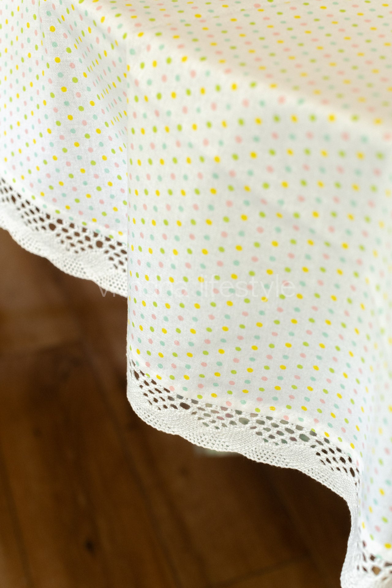 Cotton table cloth with lace detailing-4 seater