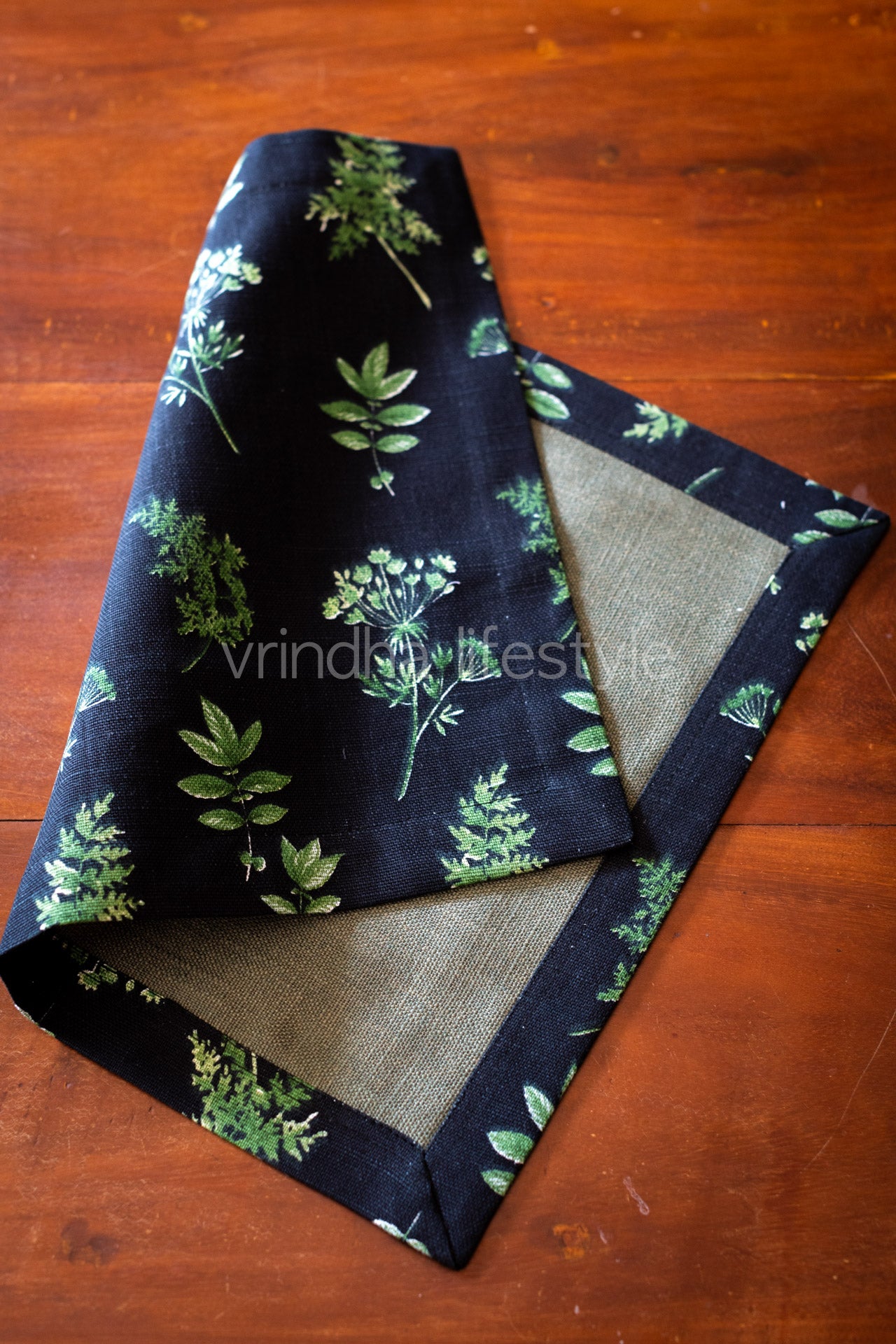 Printed cotton/jute cotton placemats-Reversible -set of 2