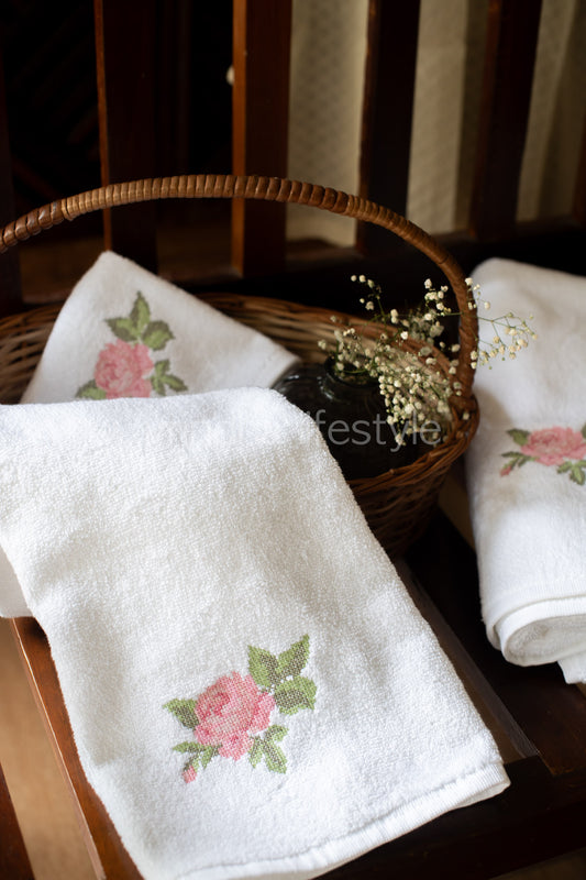 SOFT BATH TOWEL with embroidery -30x60 inches( single unit)-customisable