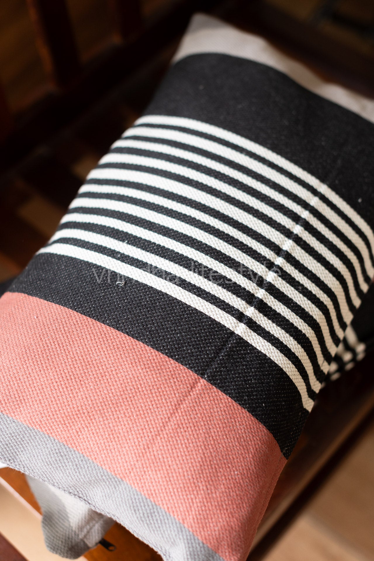 HANDLOOM COTTON LUMBAR CUSHION COVER ( Single unit )