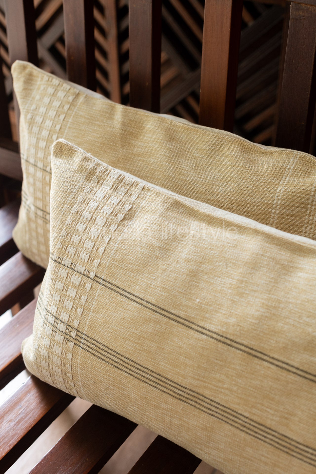 HANDLOOM COTTON LUMBAR CUSHION COVER ( Single unit )