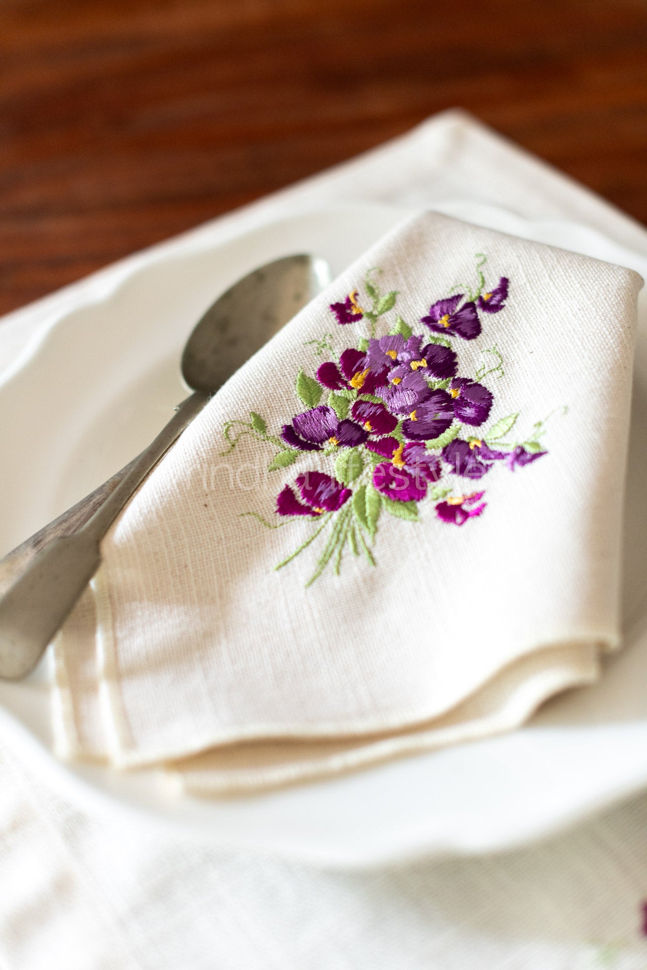 COTTON TABLE NAPKINS with embroidery-20 inches -Set of 2