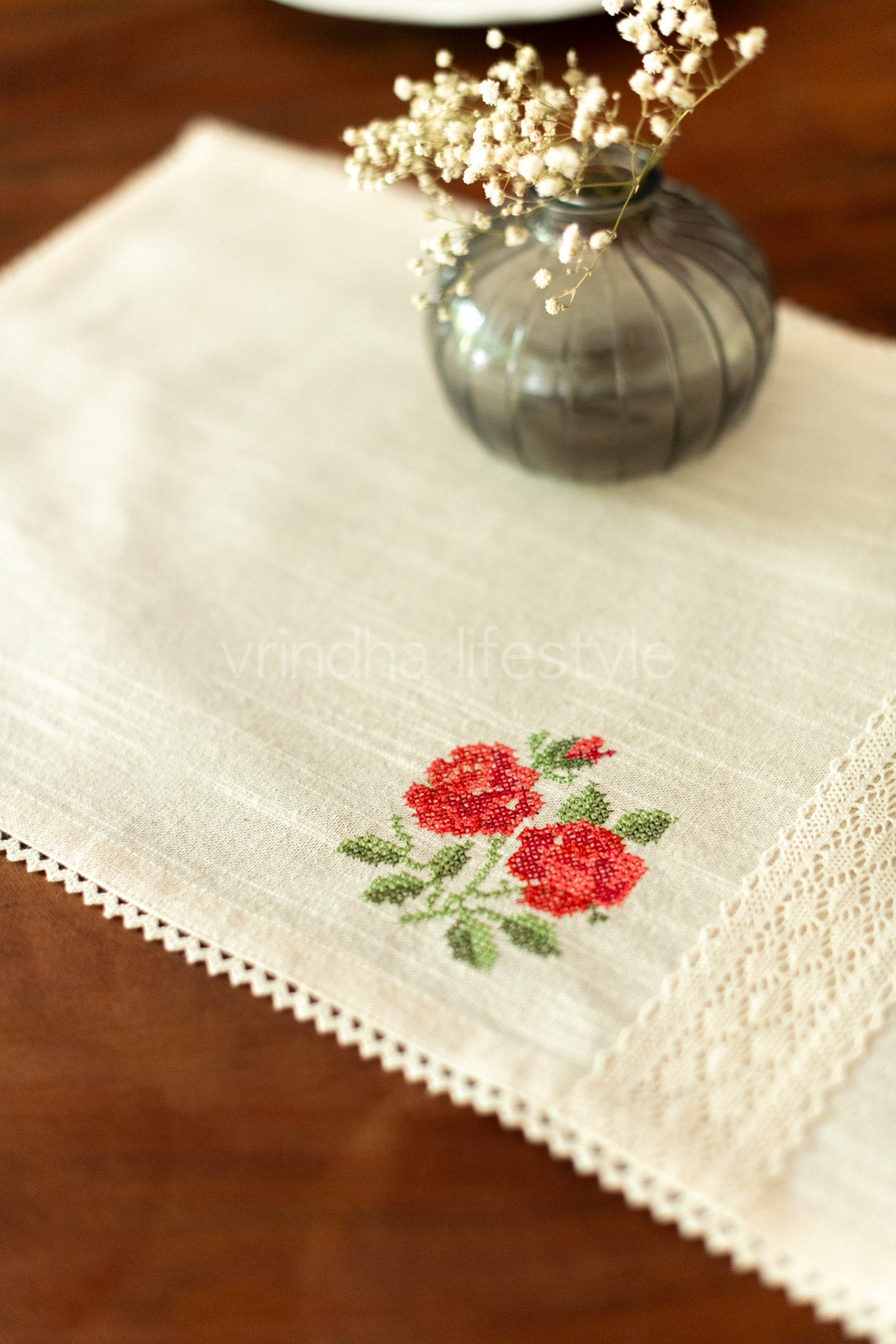 Cotton slub table mat with cross stitch embroidery and lace detailing-single unit