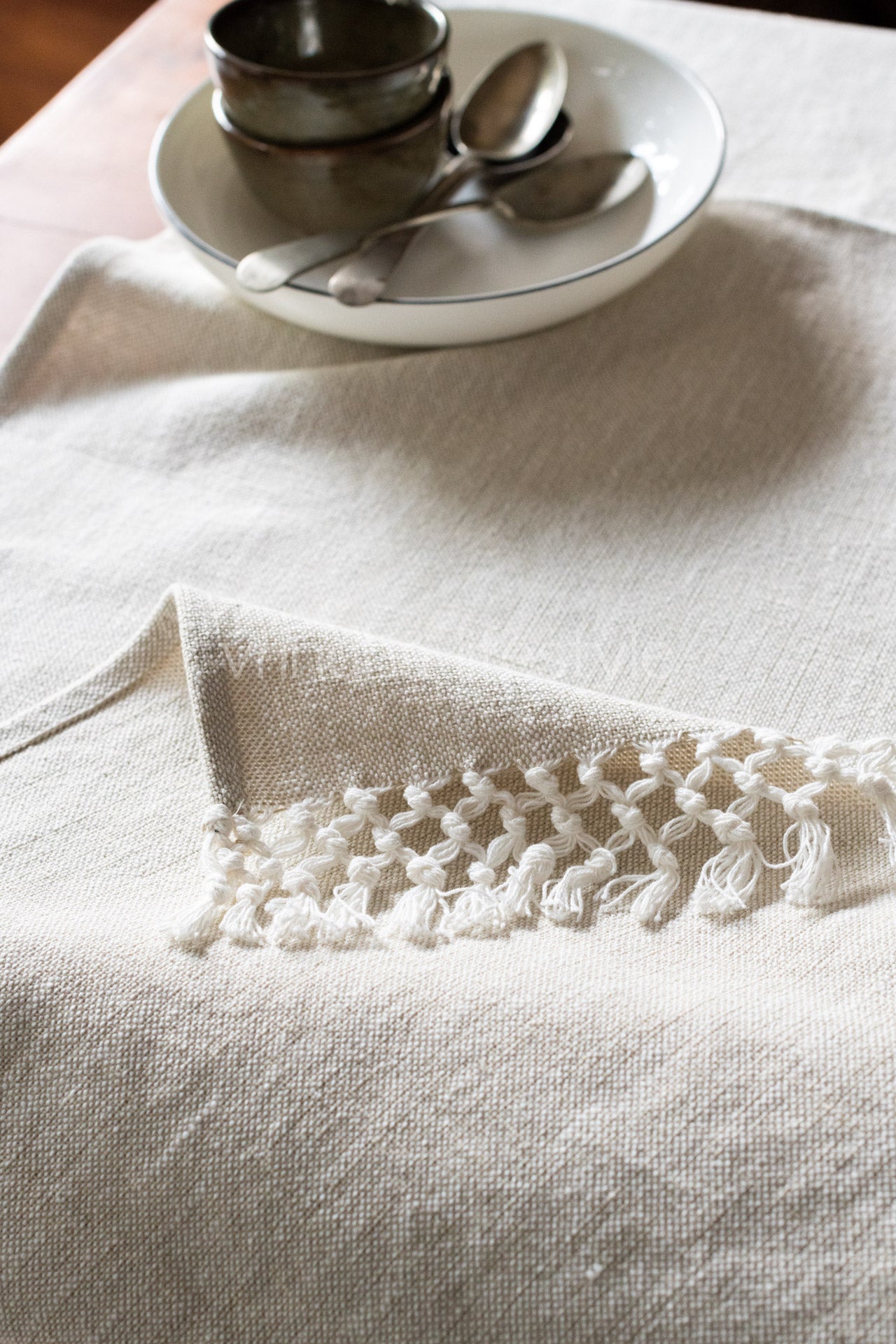 Handloom cotton Woven table runner with tassels-6 and 8 seater