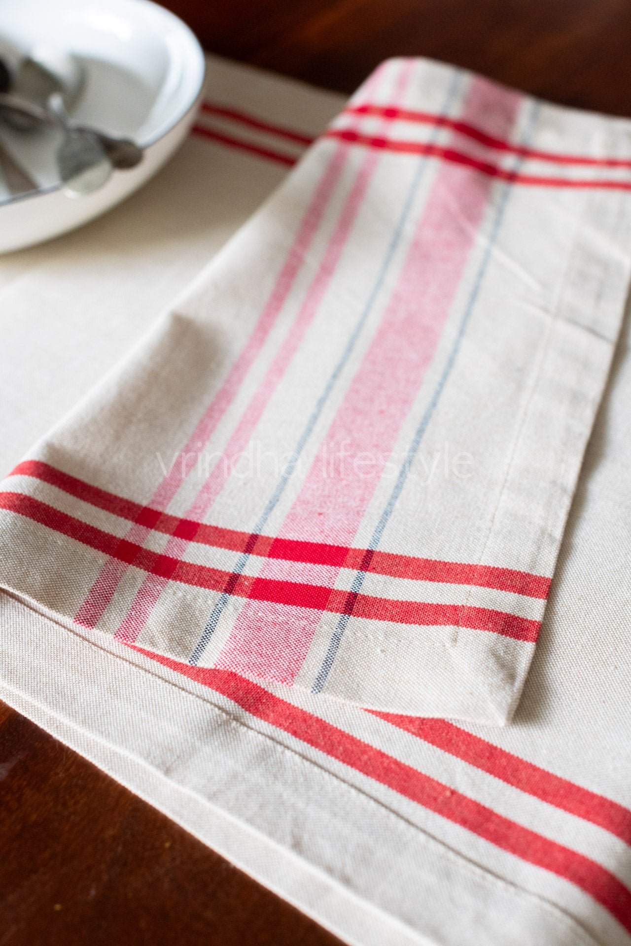 COTTON STRIPE TABLE RUNNER -13 x 108 inches