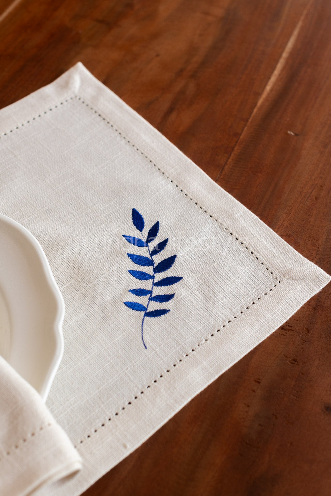 Embroidered place mat with hem stitch detailing-Set of 2