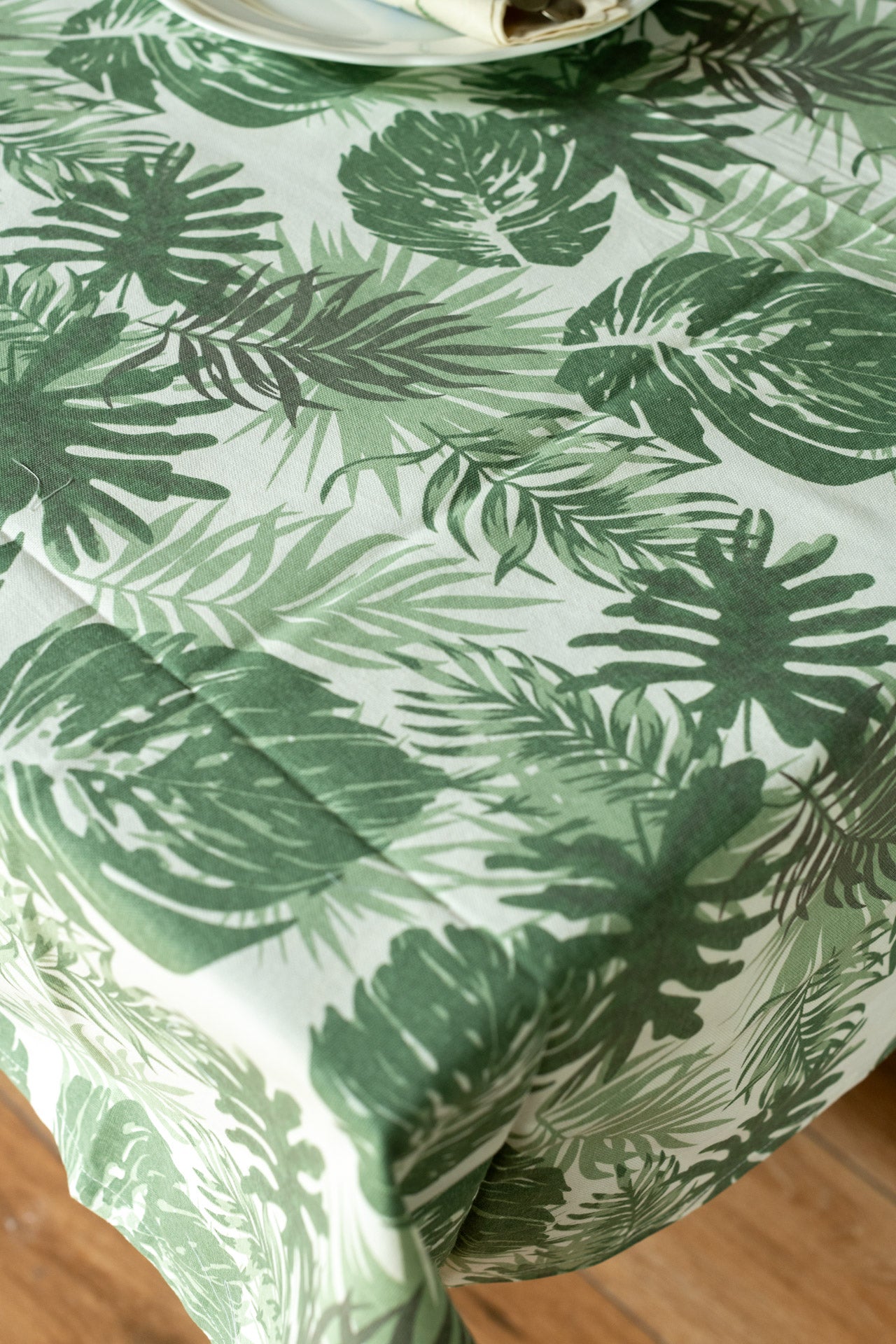 Cotton printed table cloth -6 seater