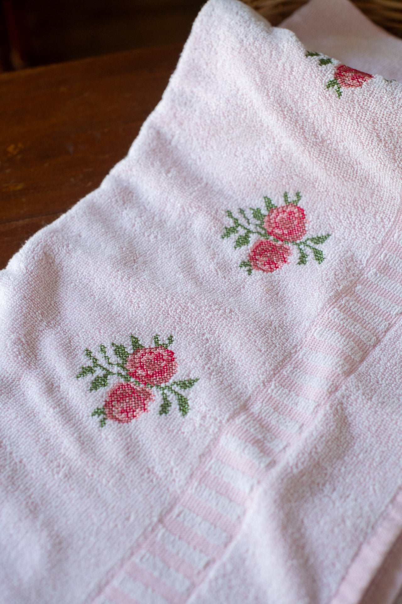 Terry bath towel with embroidery -27x66 inches( single unit)