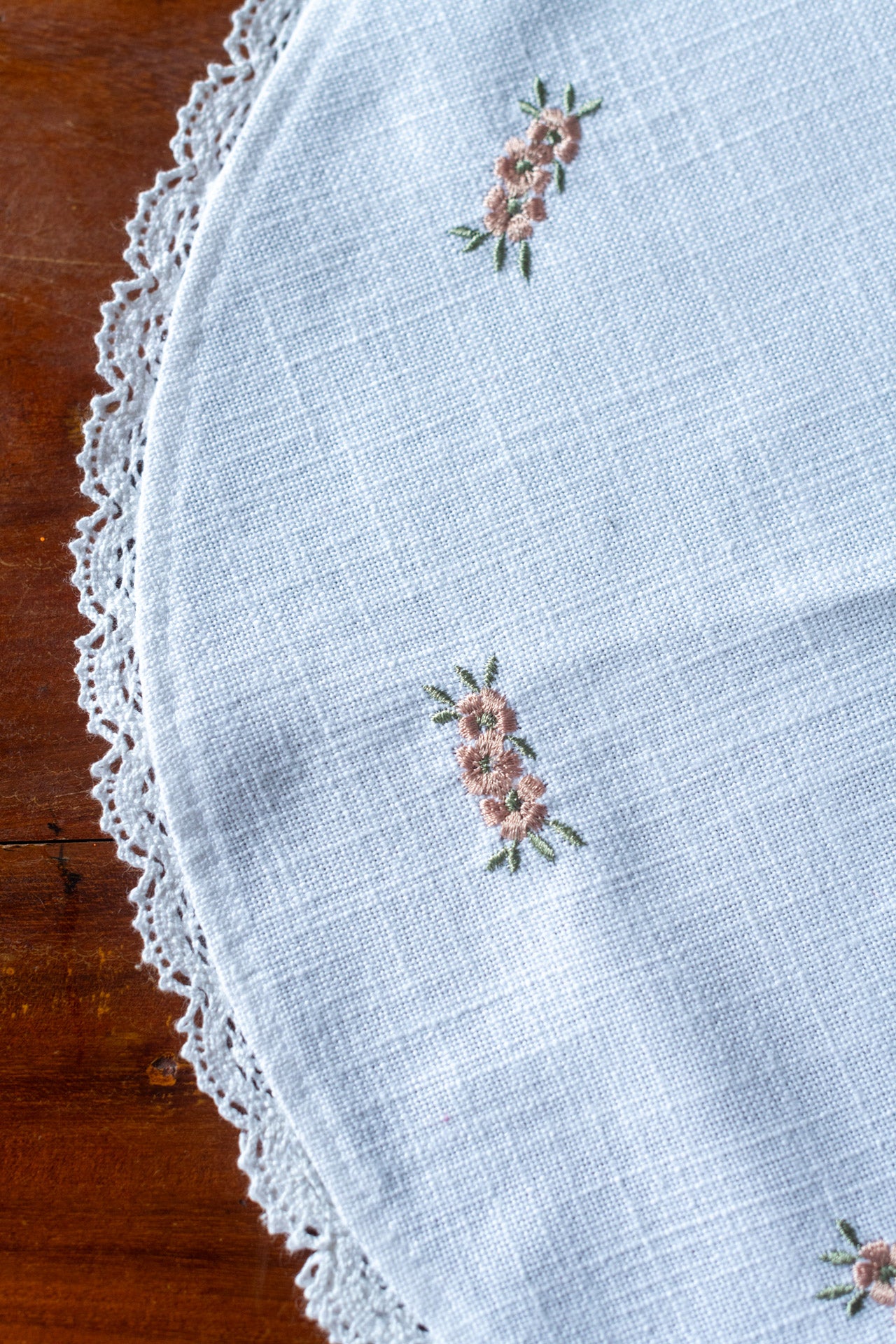 Round table mat with embroidery and lace detailing-16 inches