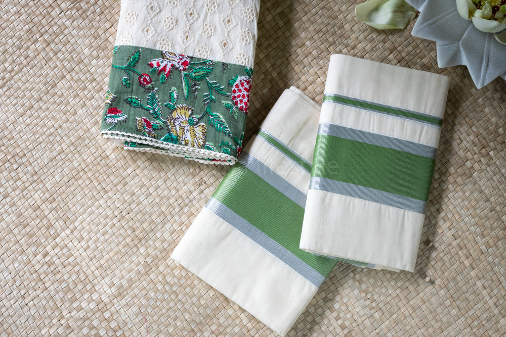 KERALA SET MUNDU-mettalic green/ silver