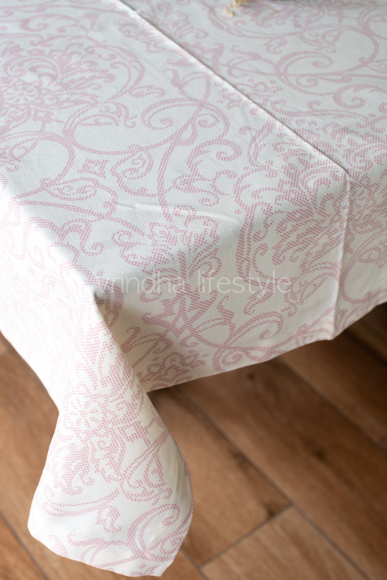 Printed table cloth -2/4 seater