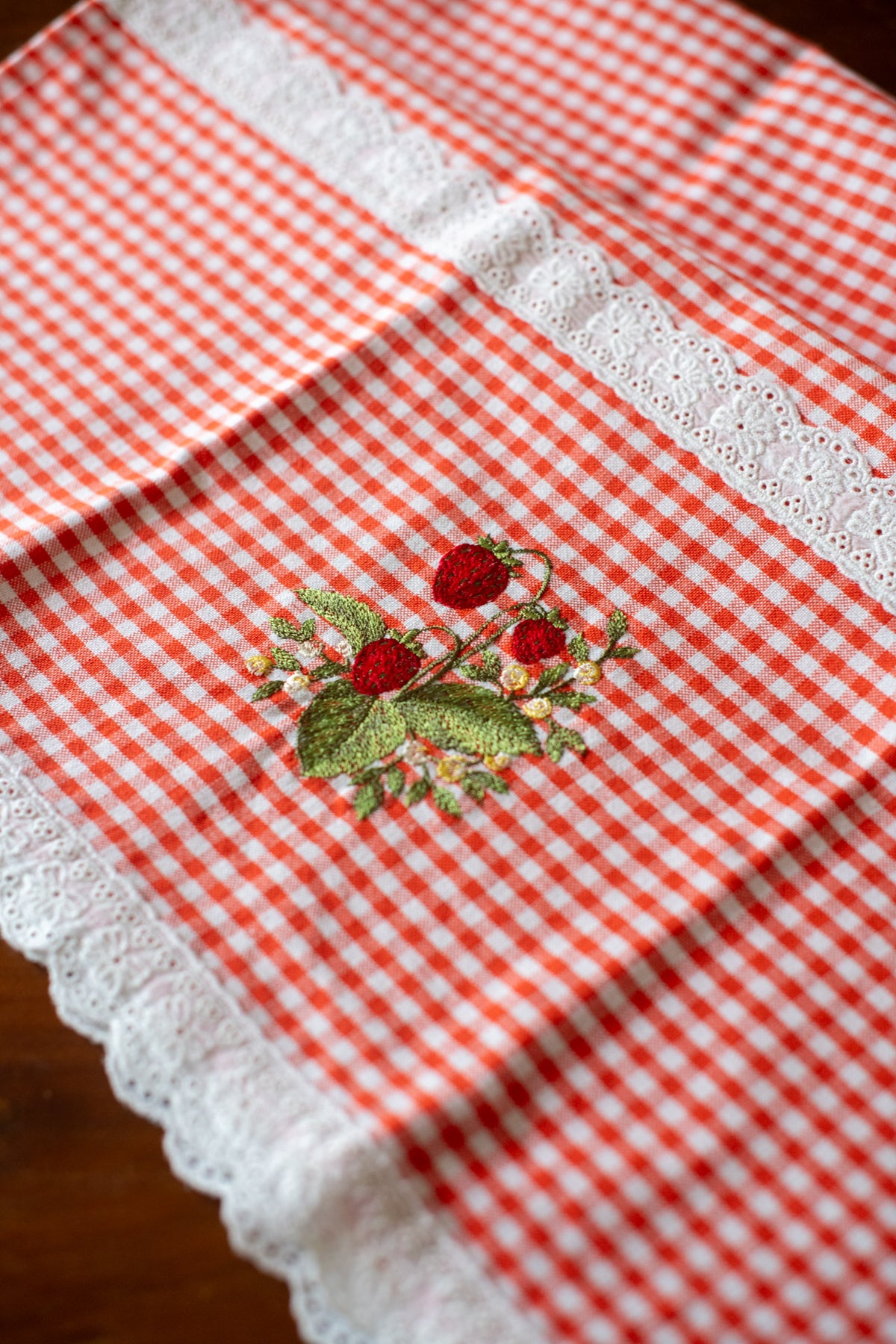 Fridge top cover-Cotton with embroidery and lace detailing