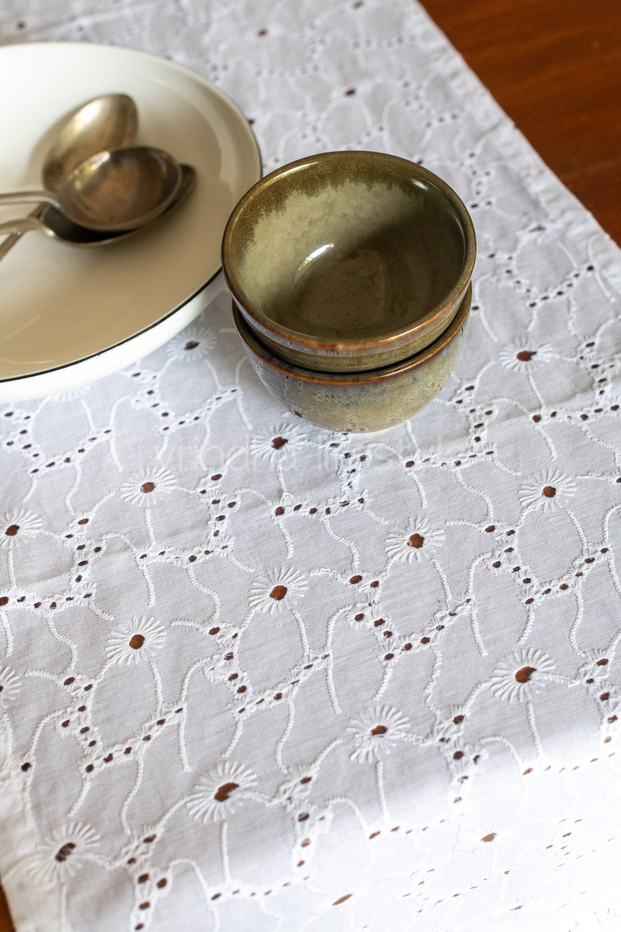 cotton cutwork table runner