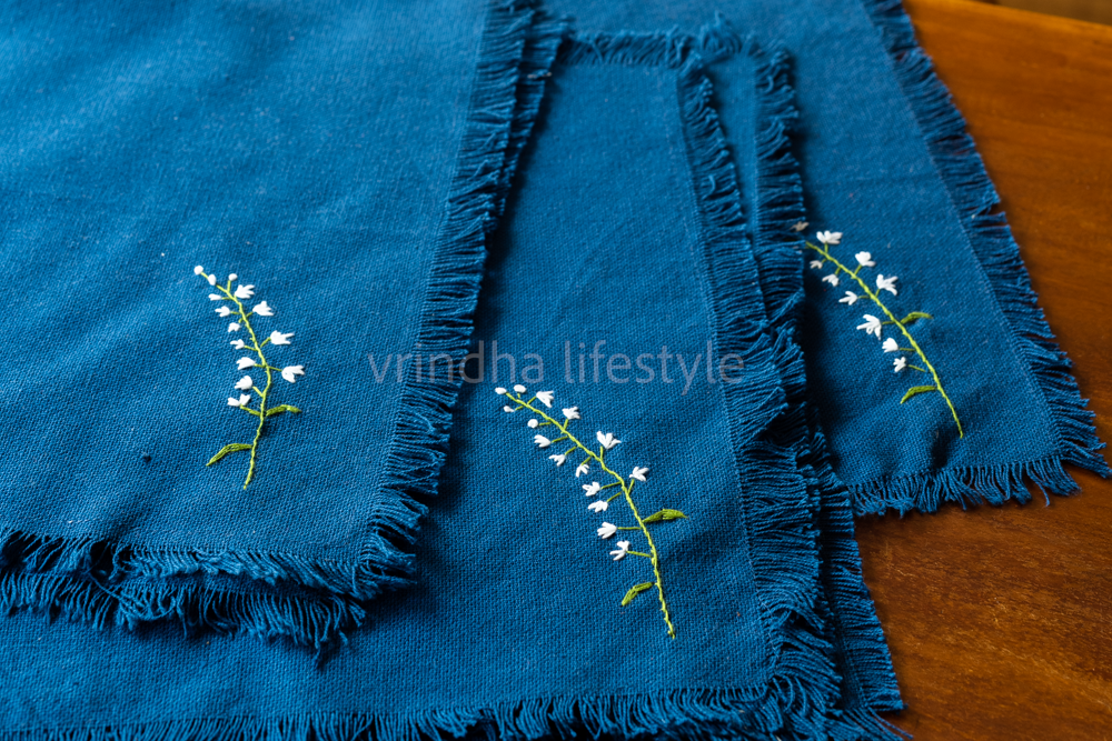 PLACEMATS with hand embroidery -Set of 6