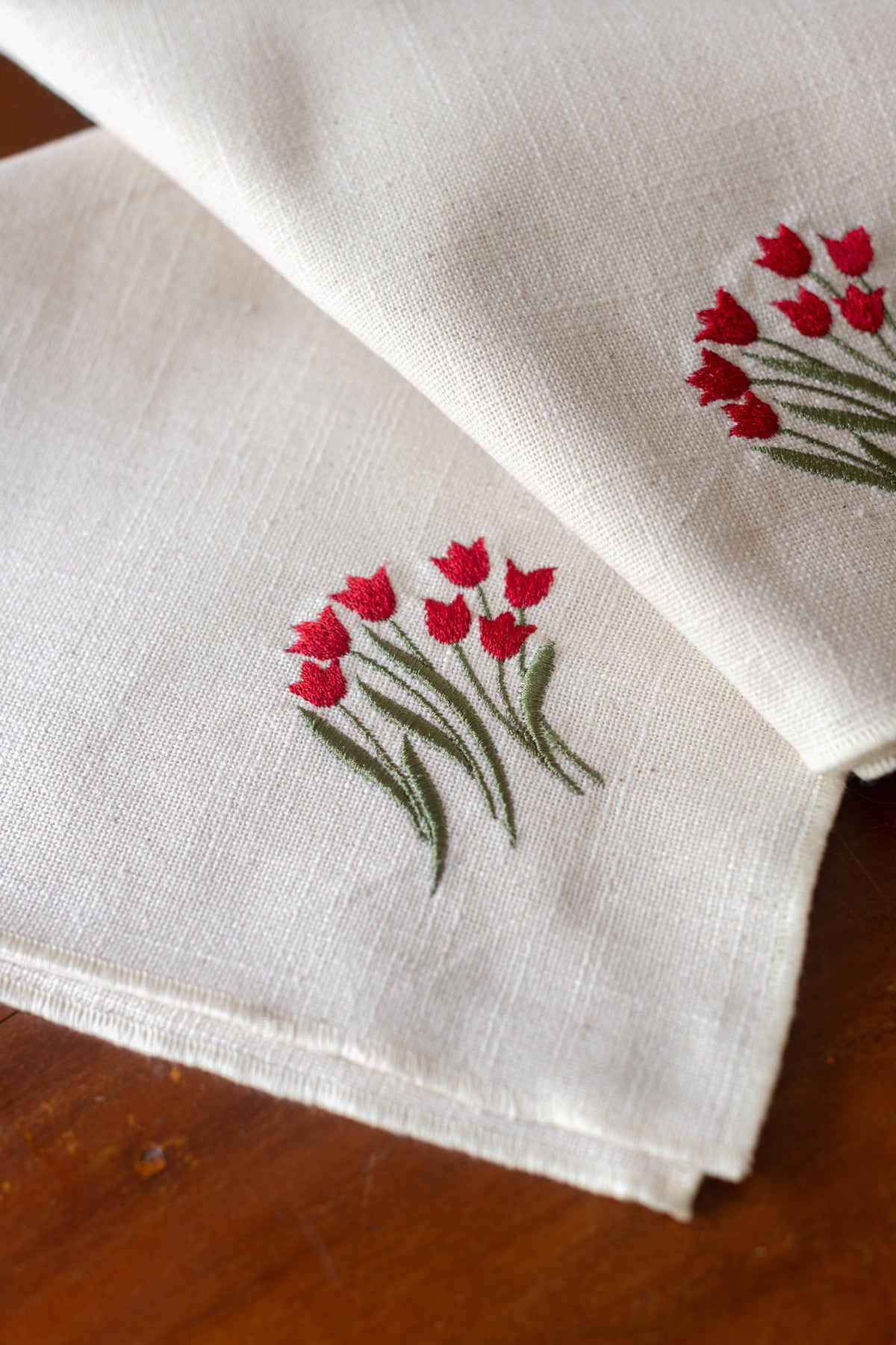 COTTON TABLE NAPKINS with embroidery-Set of 2