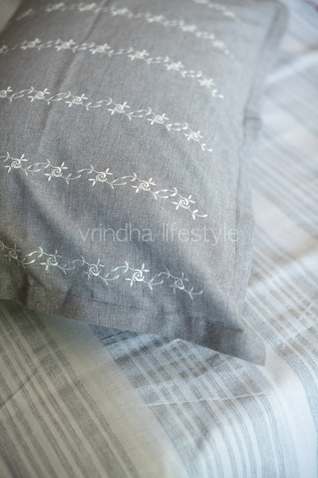 COTTON BED SHEET and floral embroidery cotton pillow cover -Single|Kids Collection