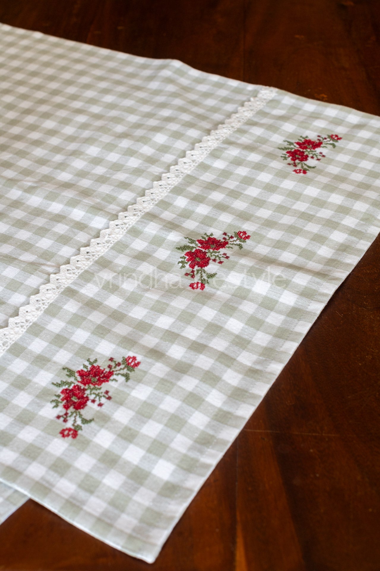 Fridge top cover-Cotton with embroidery and  lace detailing
