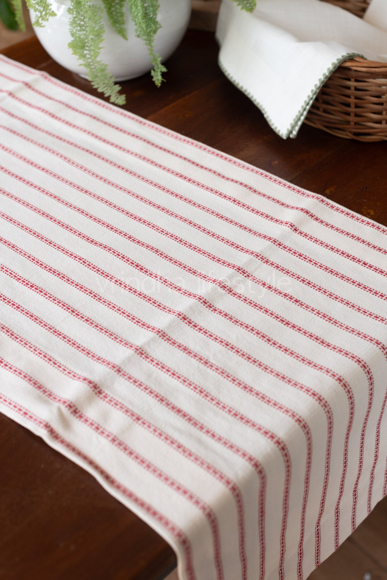 Cotton table runner 14x62 inches