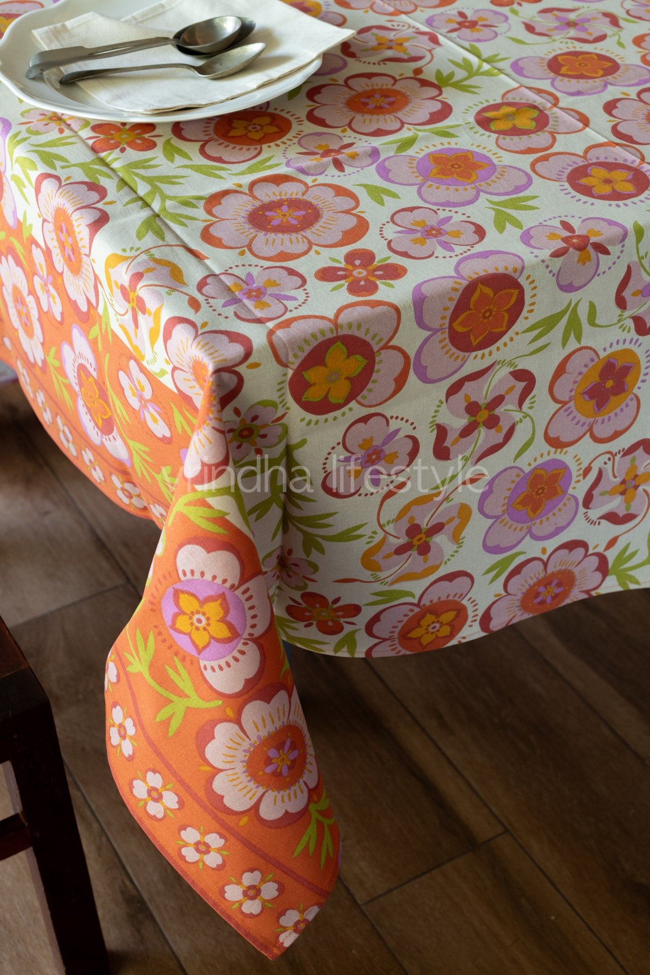 PRINTED COTTON TABLE CLOTH -6/8 SEATER