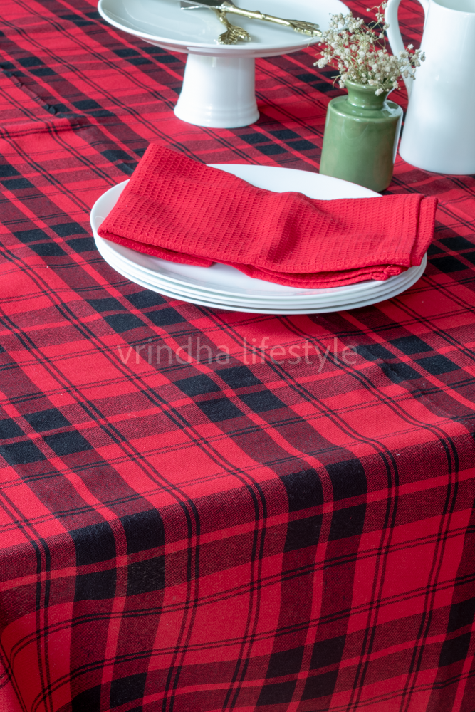CHRISTMAS THEME TABLE CLOTH,Plaid-8 seater