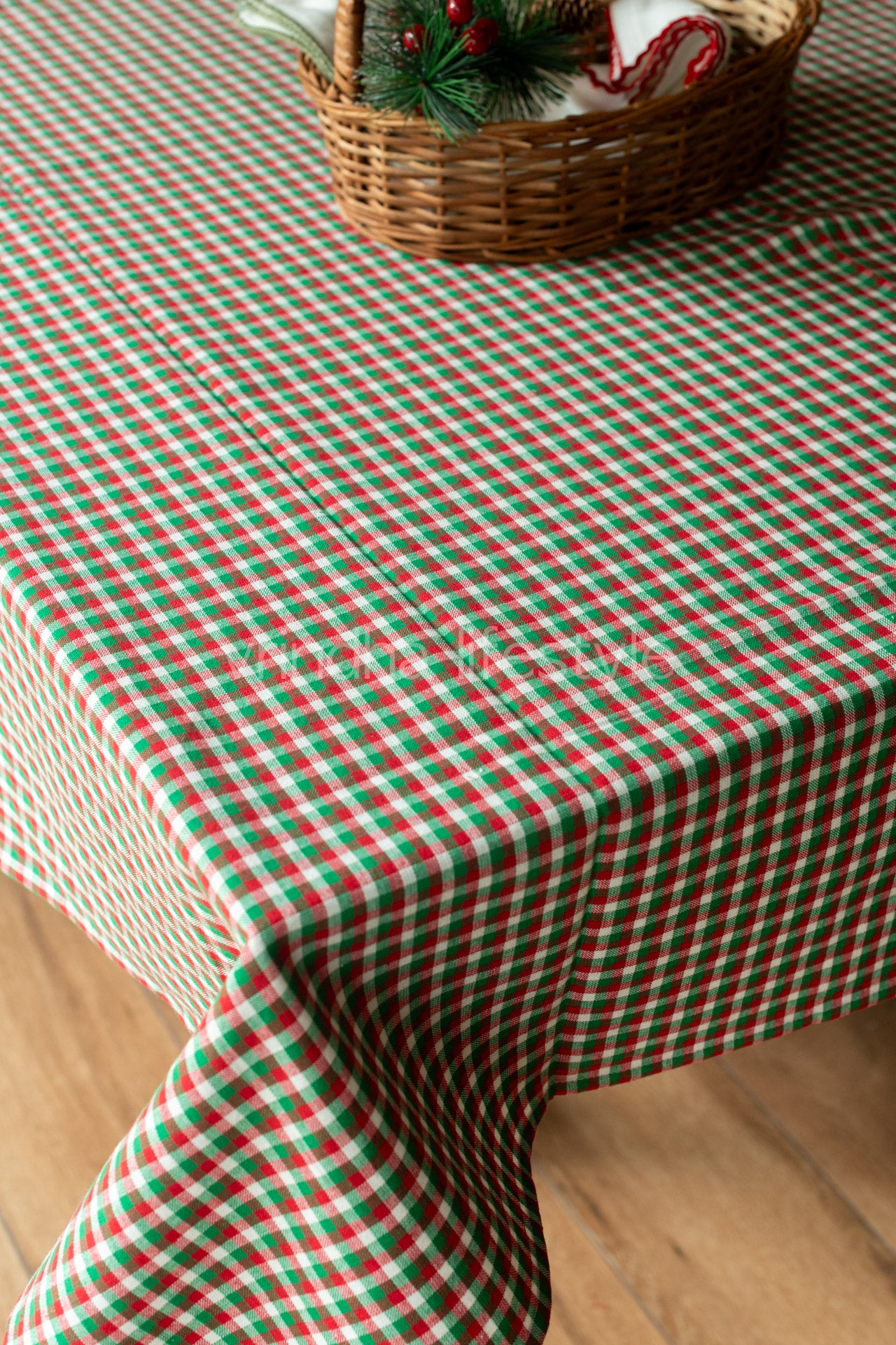 Woven cotton table cloth-8 seater