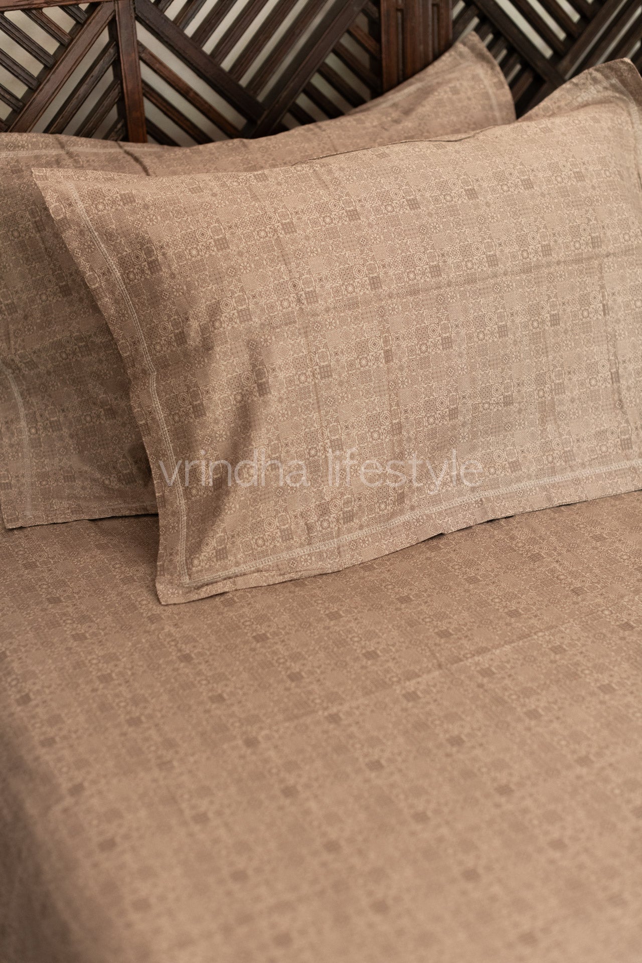 Printed Soft Satin cotton bedsheet -250 TC-Super King