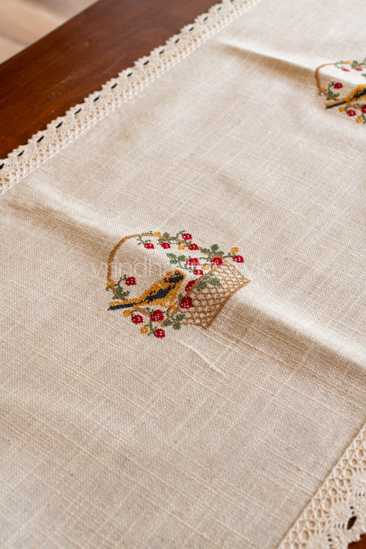 Cotton table runner with floral embroidery and lace detailing -6 seater -customisable