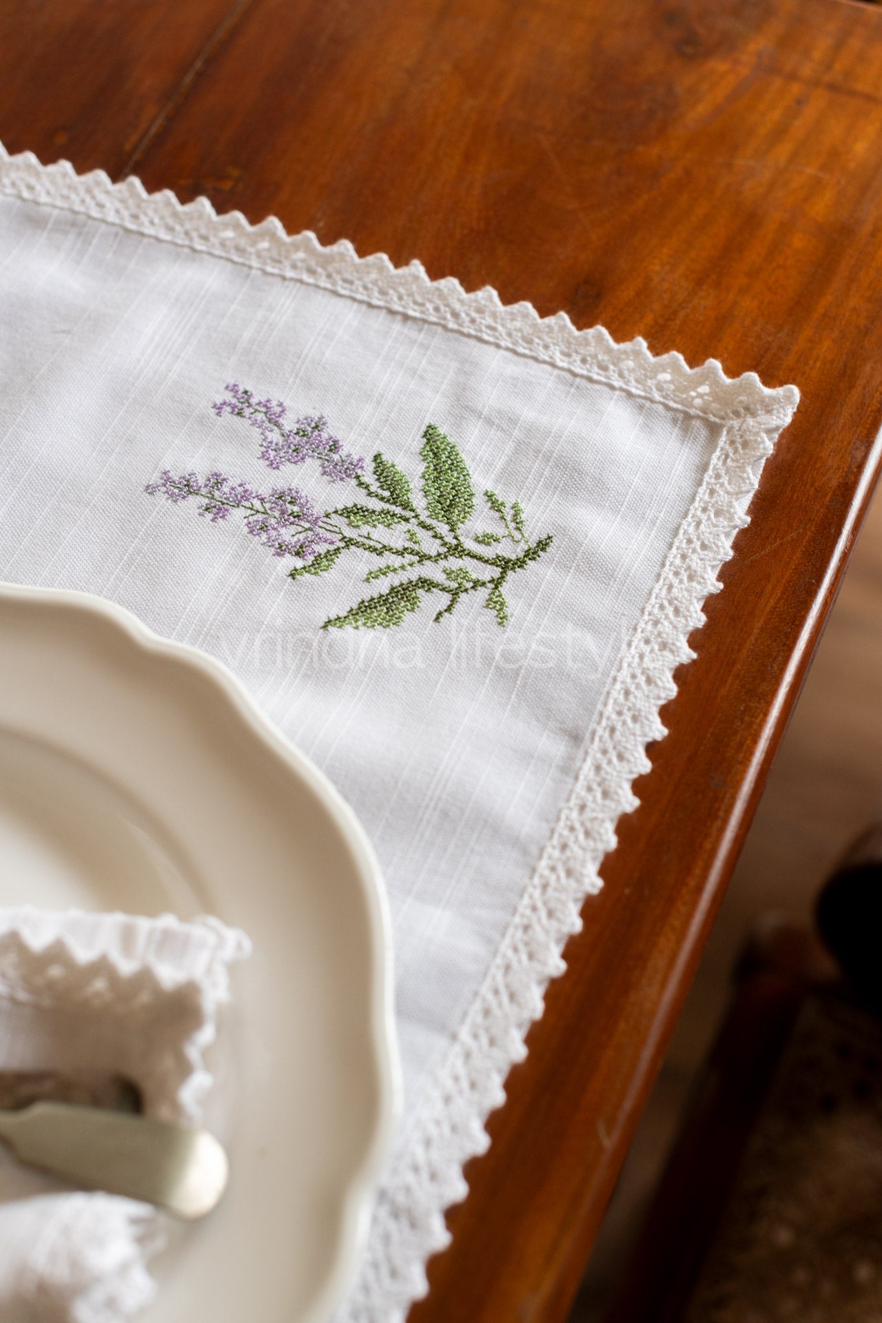 Cotton slub placemat with embroidery and lace detailing-Single unit customisable