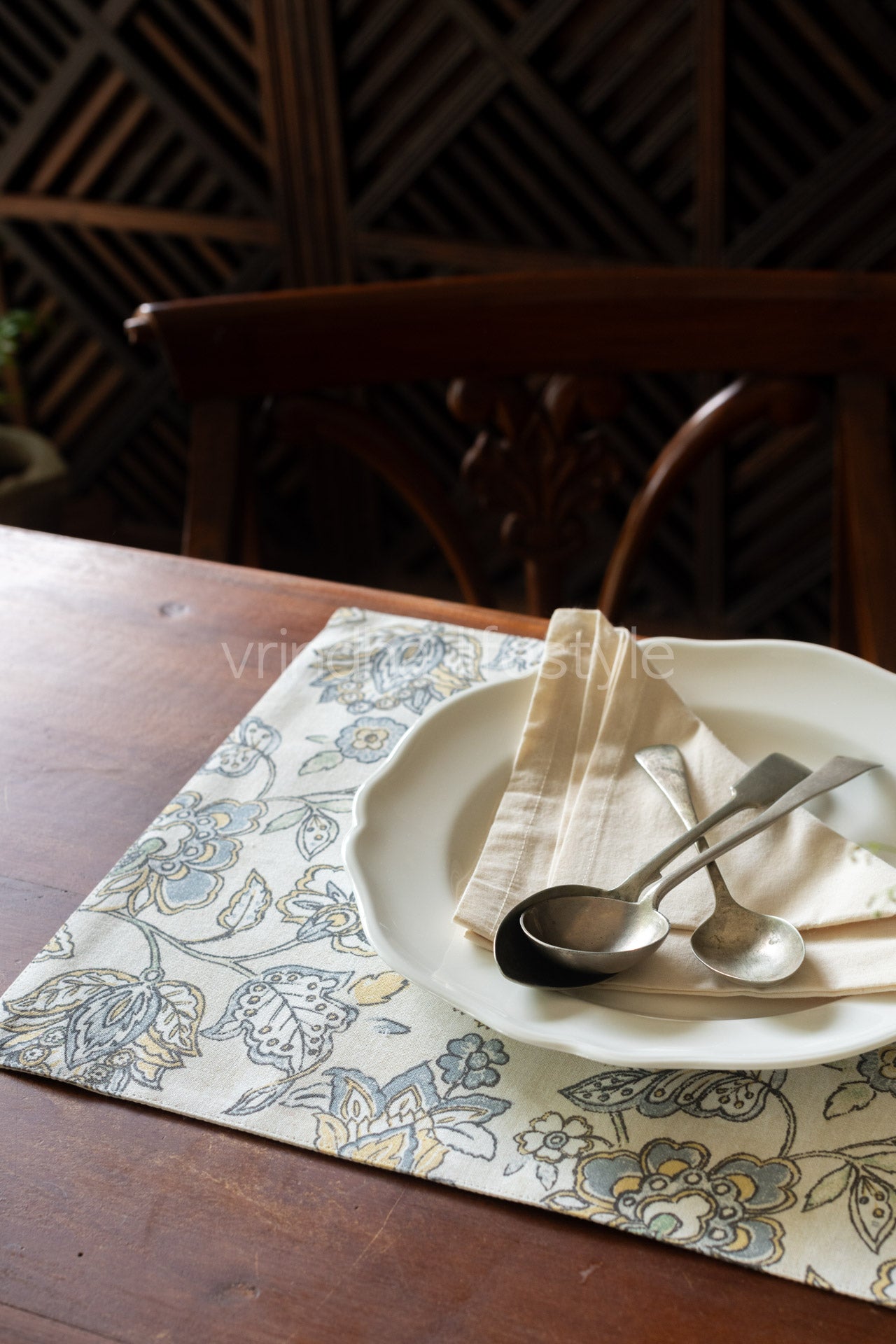 PRINTED PLACEMATS -Set of 6 placemats with 6 napkins