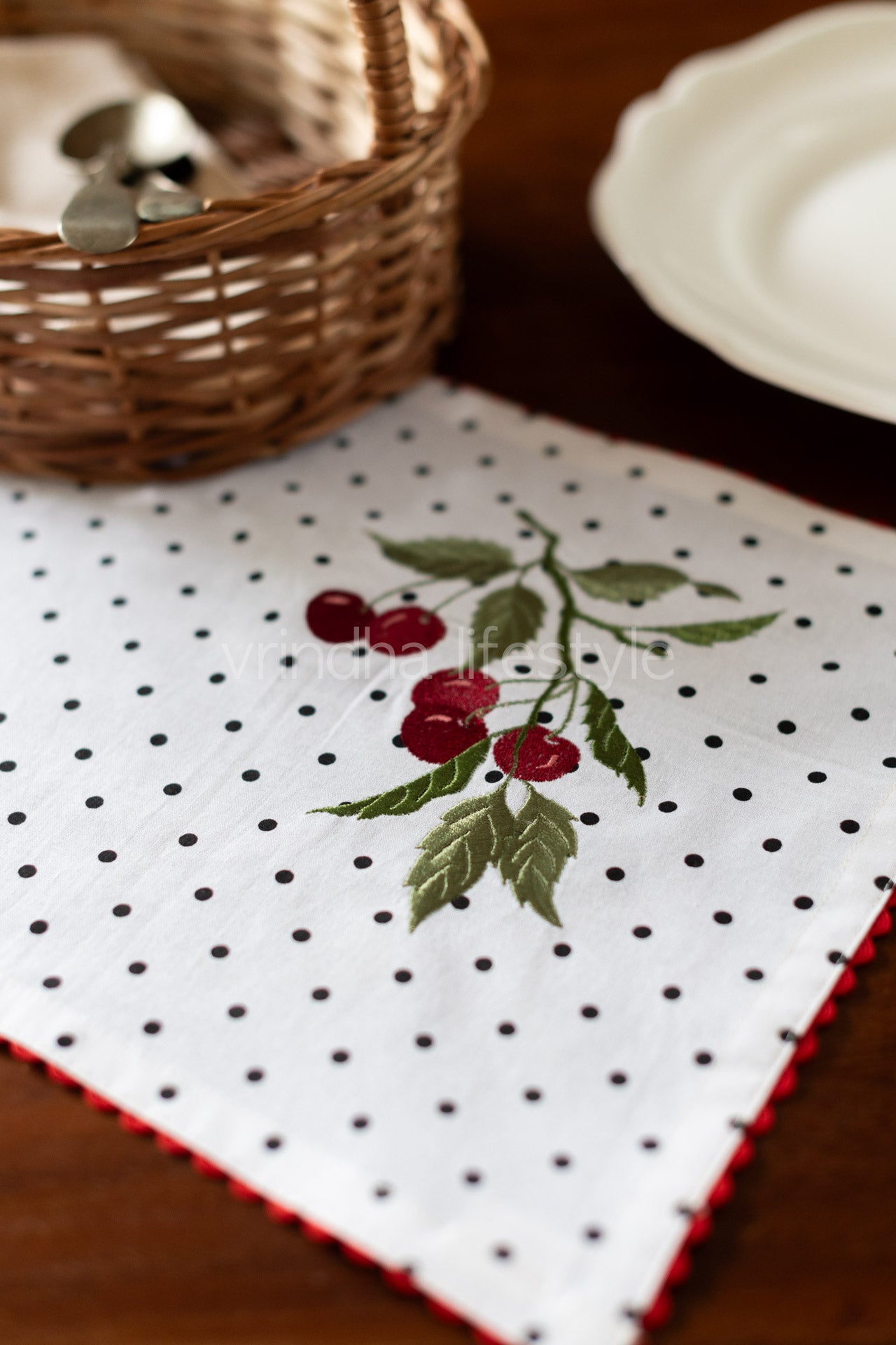 Cotton tray mat with embroidery and lace -customisable