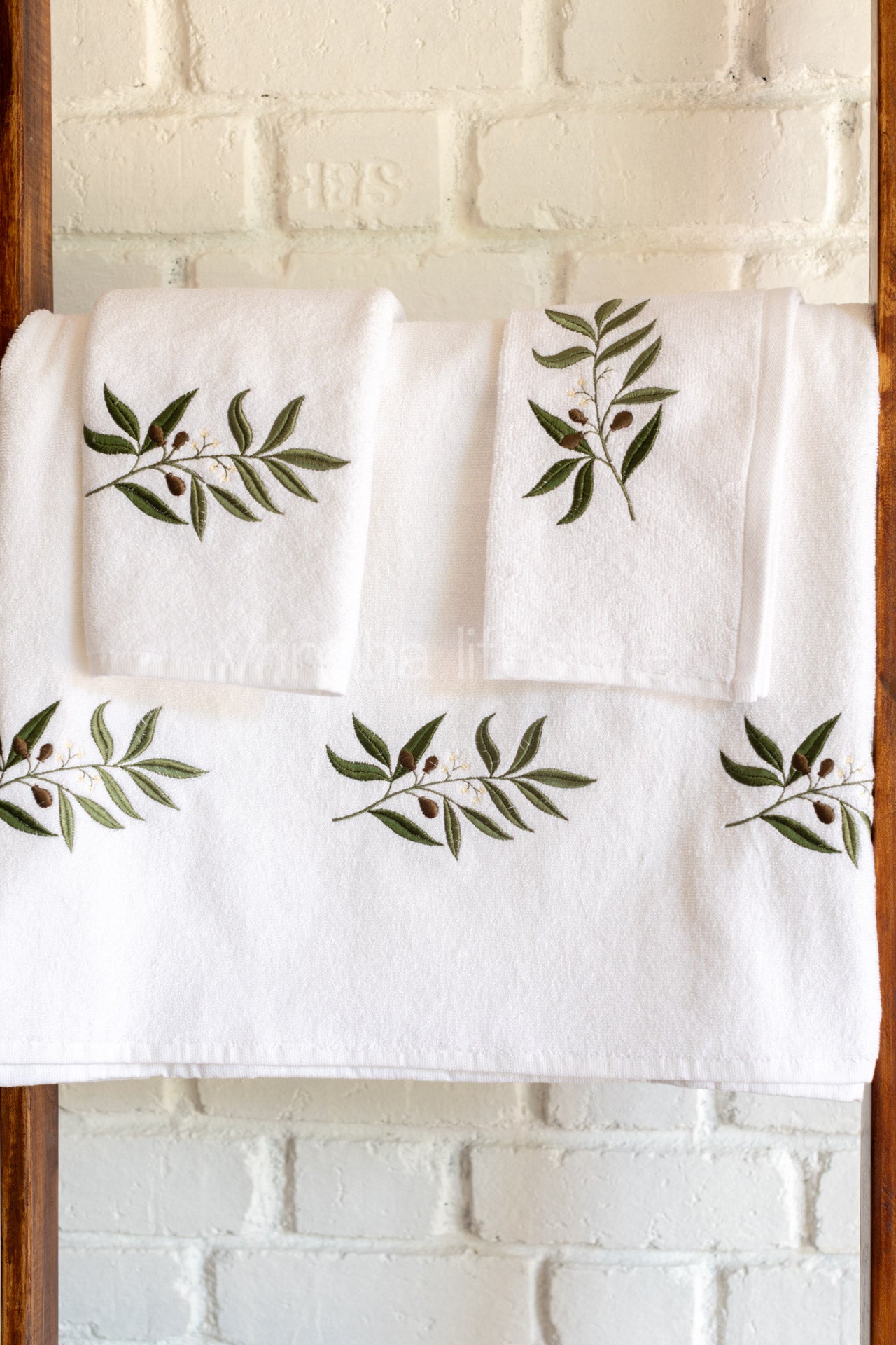 SOFT BATH TOWEL with embroidery -30x60 inches( single unit)-customisable