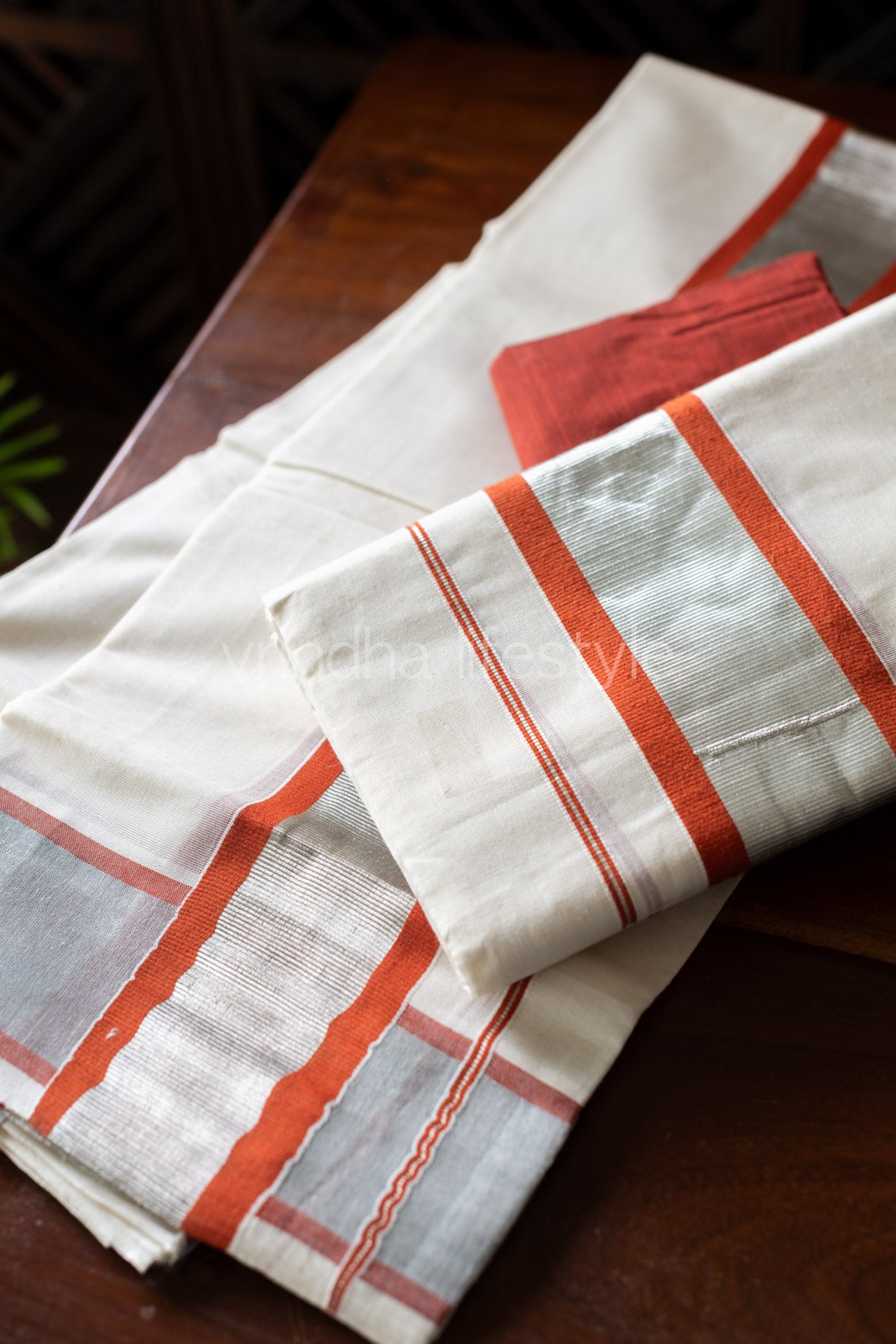 Kerala Set Mundu-silver -rust orange