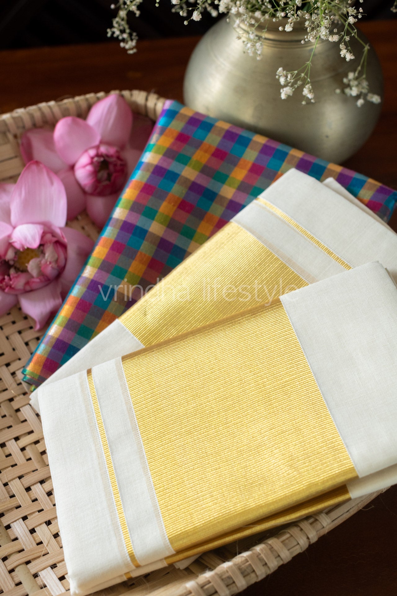 KERALA SET MUNDU-4 inch kasavu