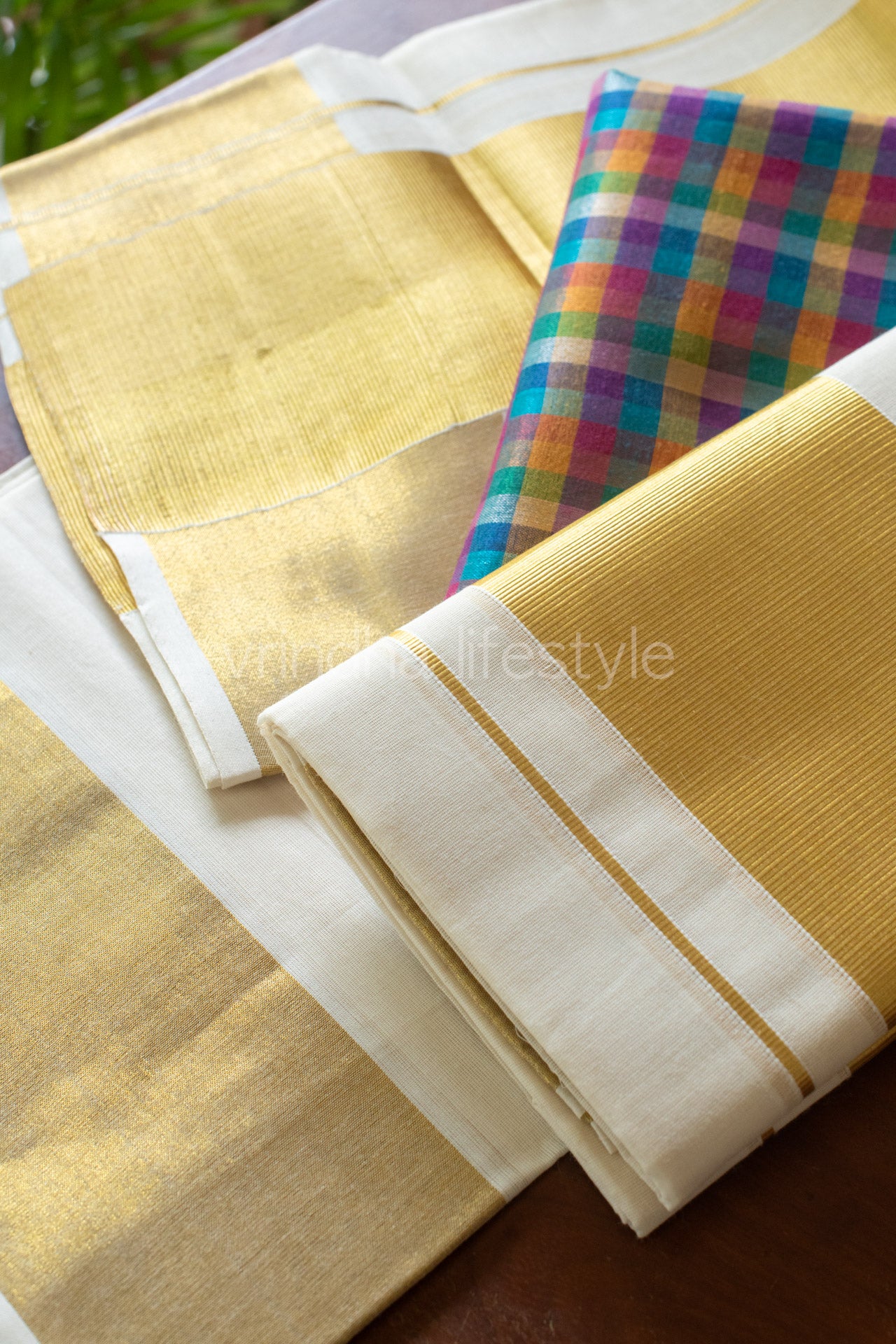 KERALA SET MUNDU-4 inch kasavu