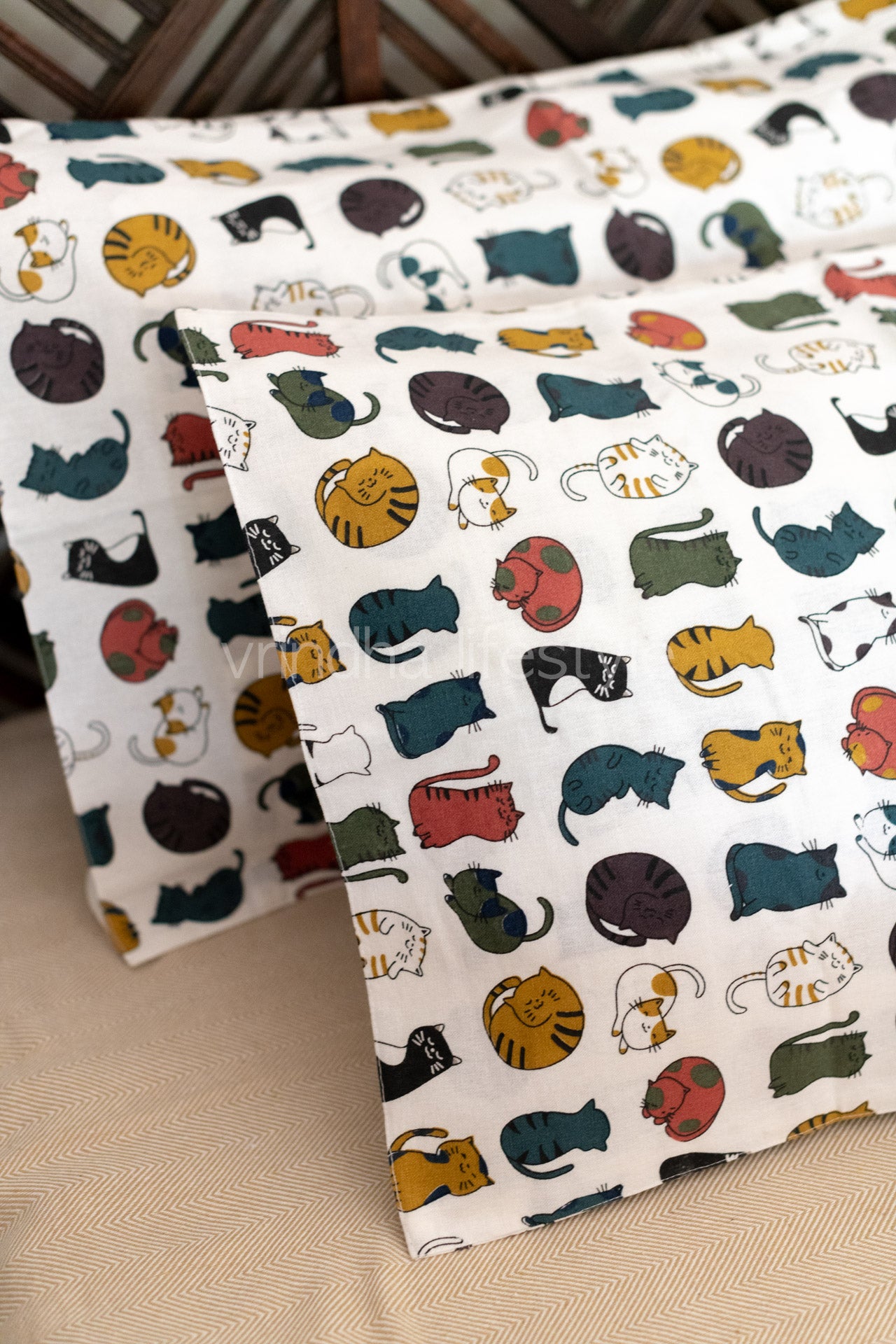 Printed cotton pillow cover-set of 2