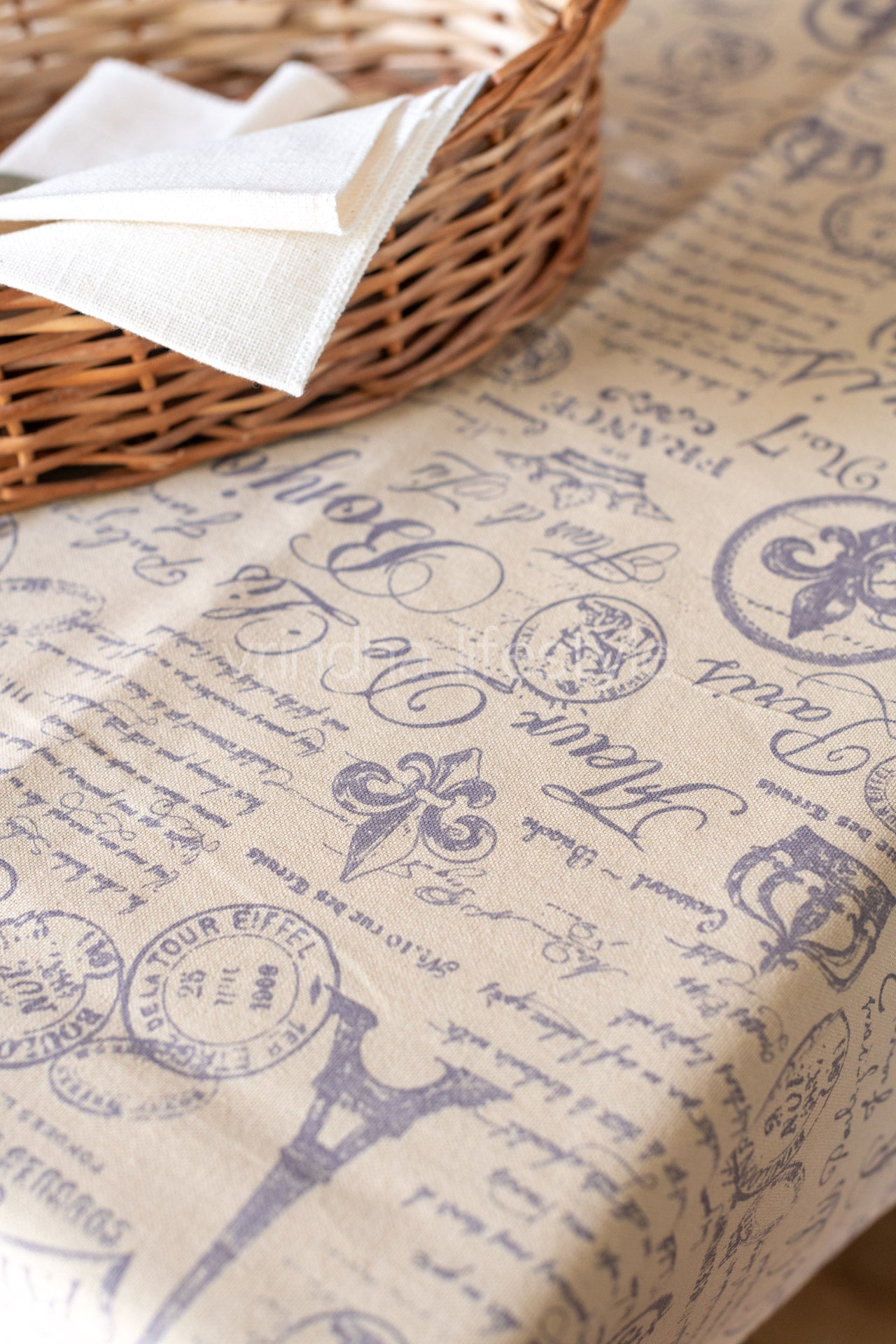 Cotton printed coffee table cover