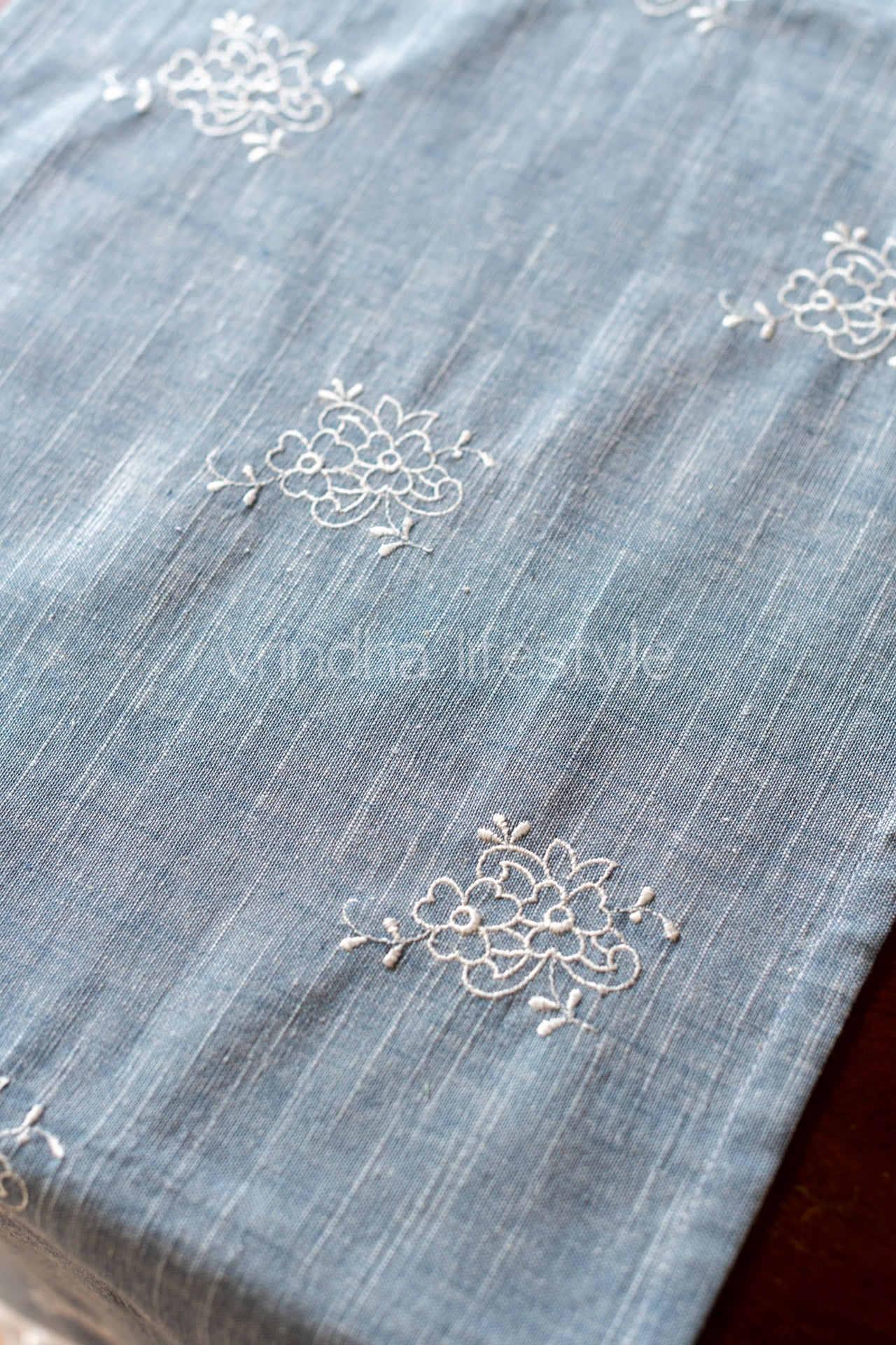 Embroidered cotton table runner with tassels -10.5x58 inches
