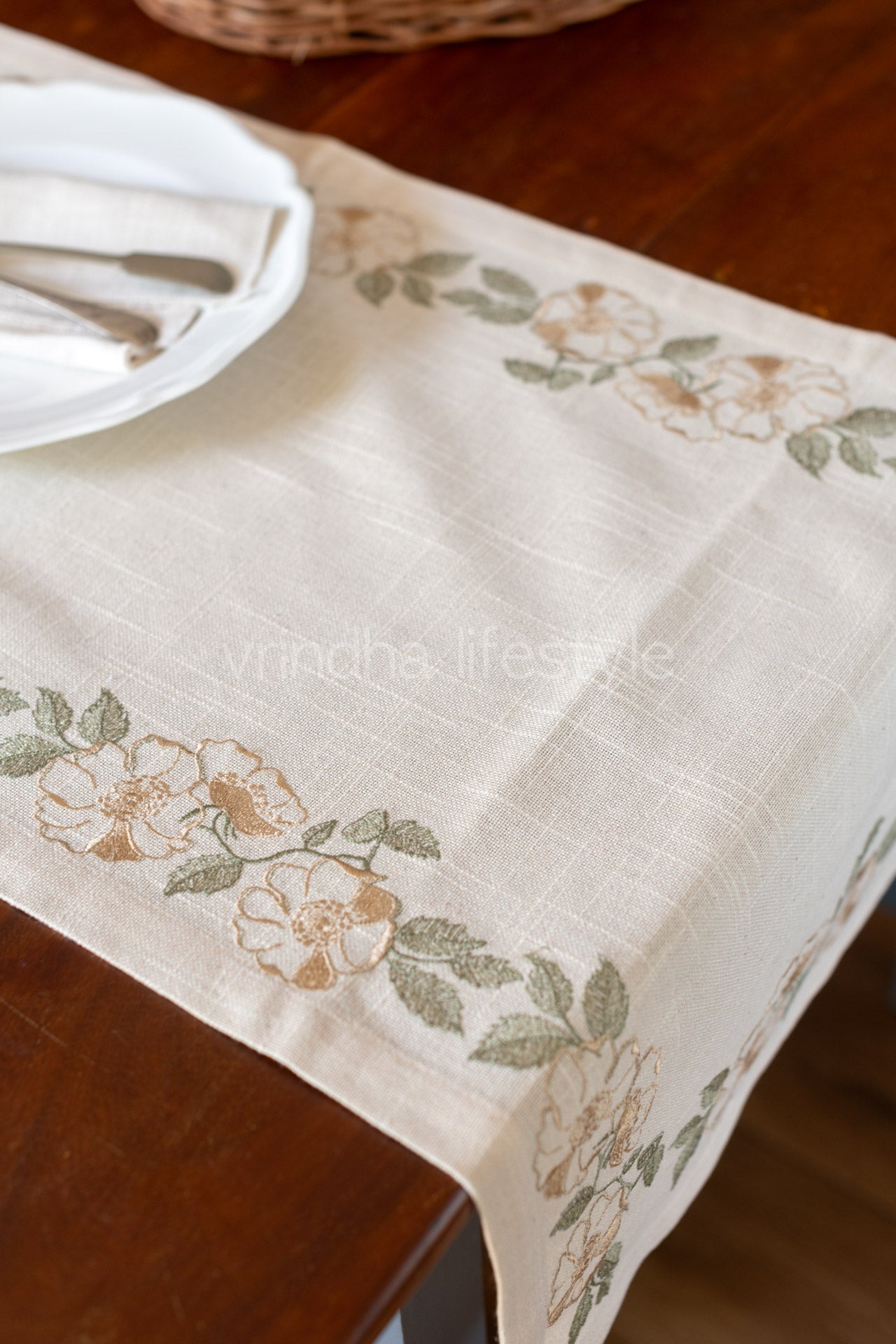 Cotton table runner with embroidery - 17x45 inches-customisable
