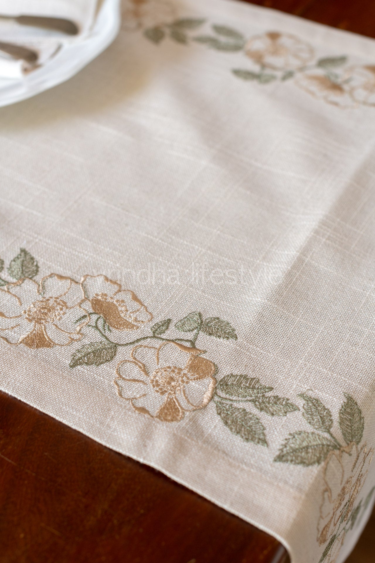 Cotton table runner with embroidery - 17x45 inches-customisable