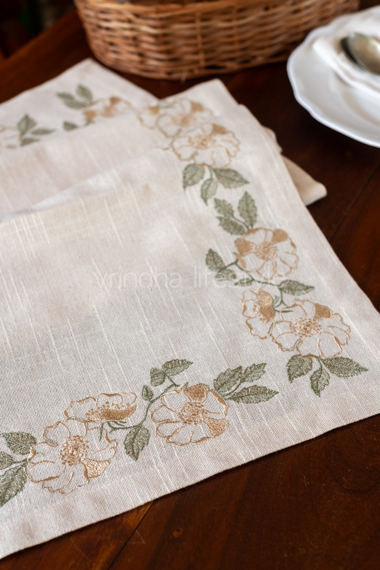 Cotton table runner with embroidery - 17x45 inches-customisable