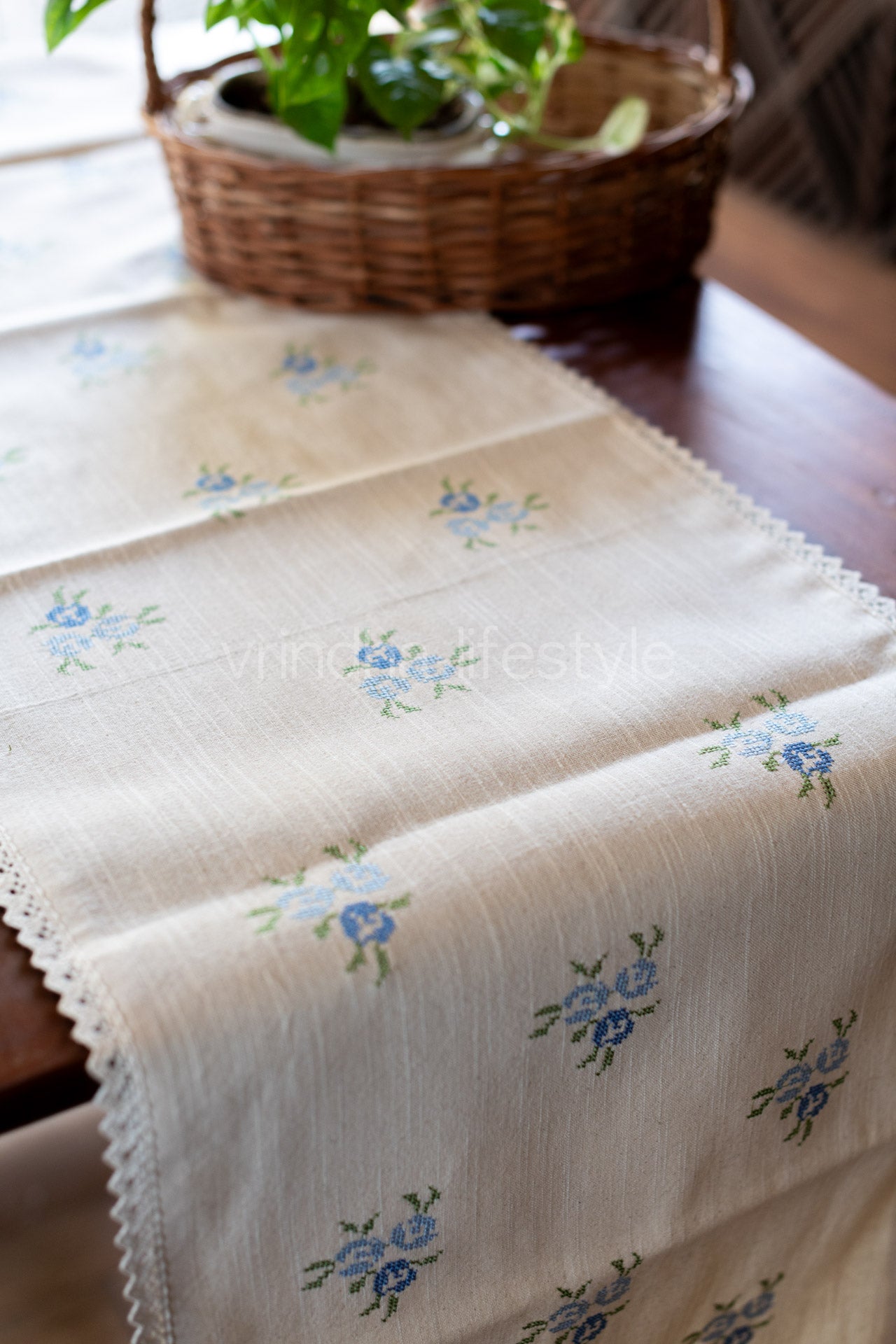 Cotton slub table runner with cross stitch embroidery and lace detailing- 16x80 inches-6 seater -customisable