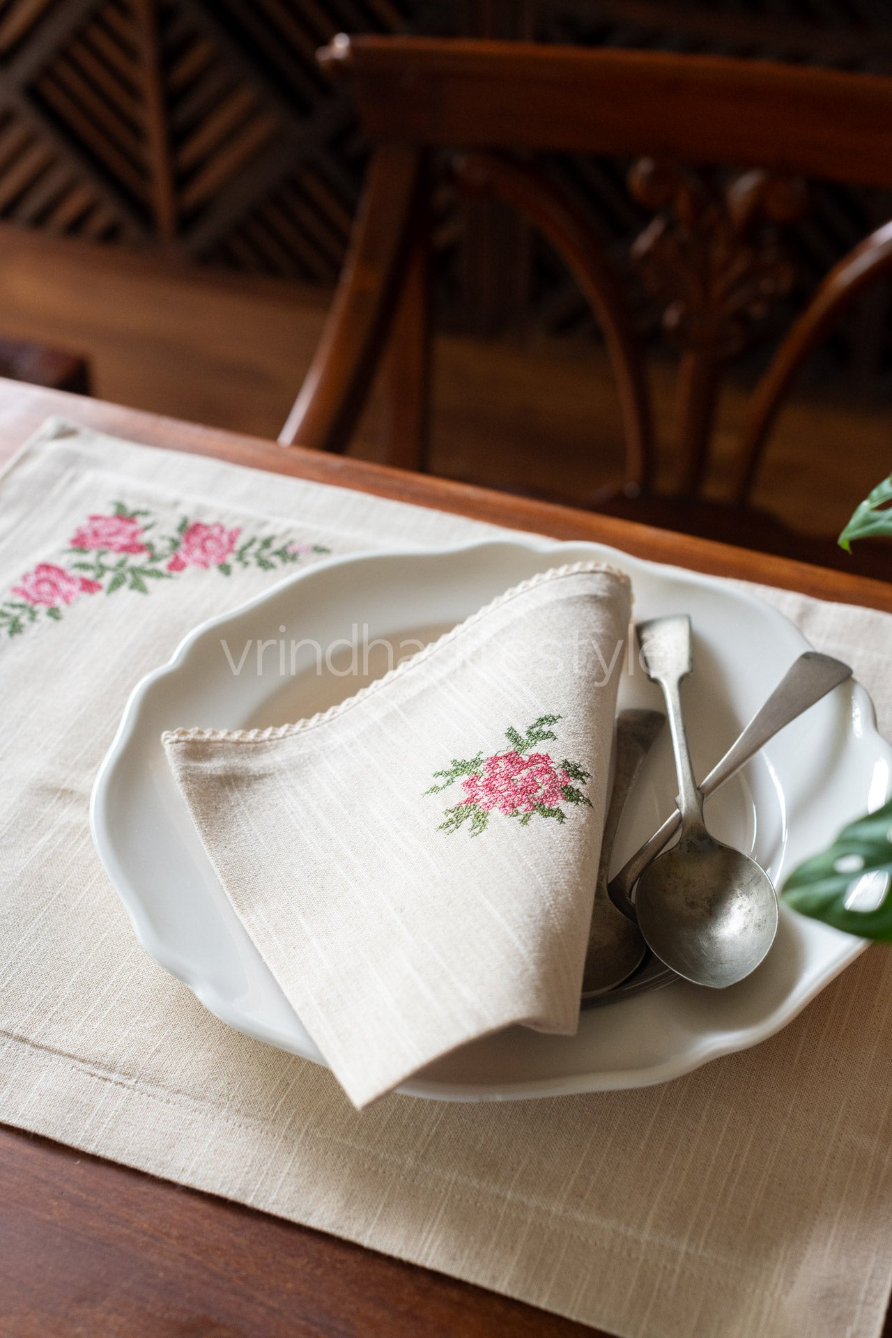 COTTON TABLE NAPKINS with cross stitch embroidery and lace detailing -Set of 2