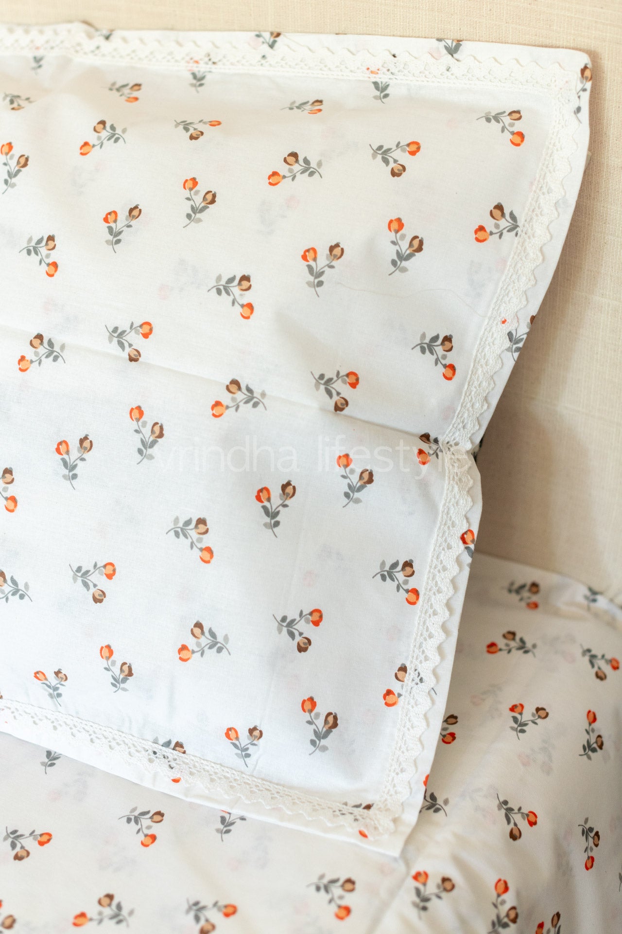 Floral print cotton Bedsheet and pillow covers with lace detailing-Queen size